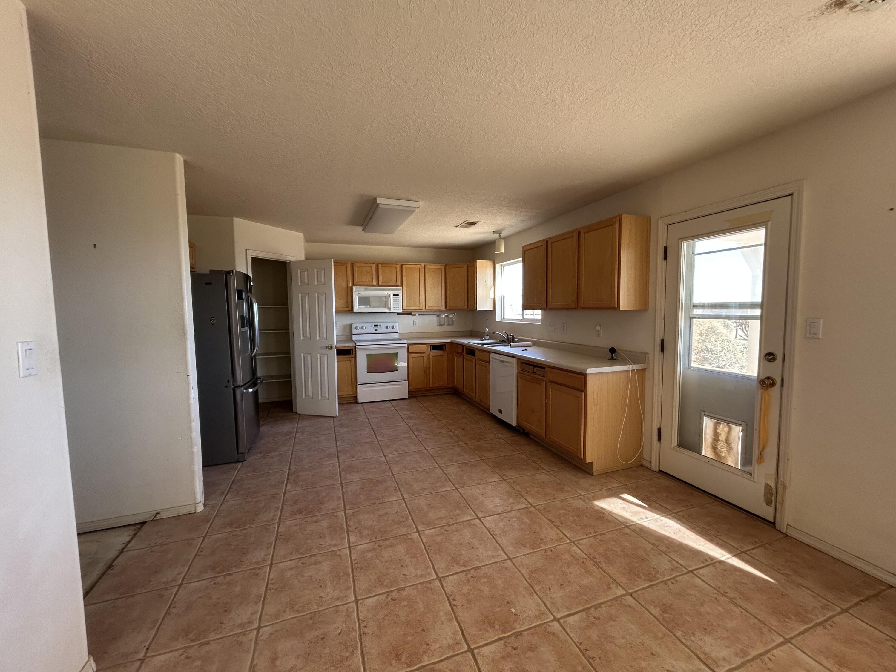 812 9th Street, Rio Rancho, New Mexico image 5