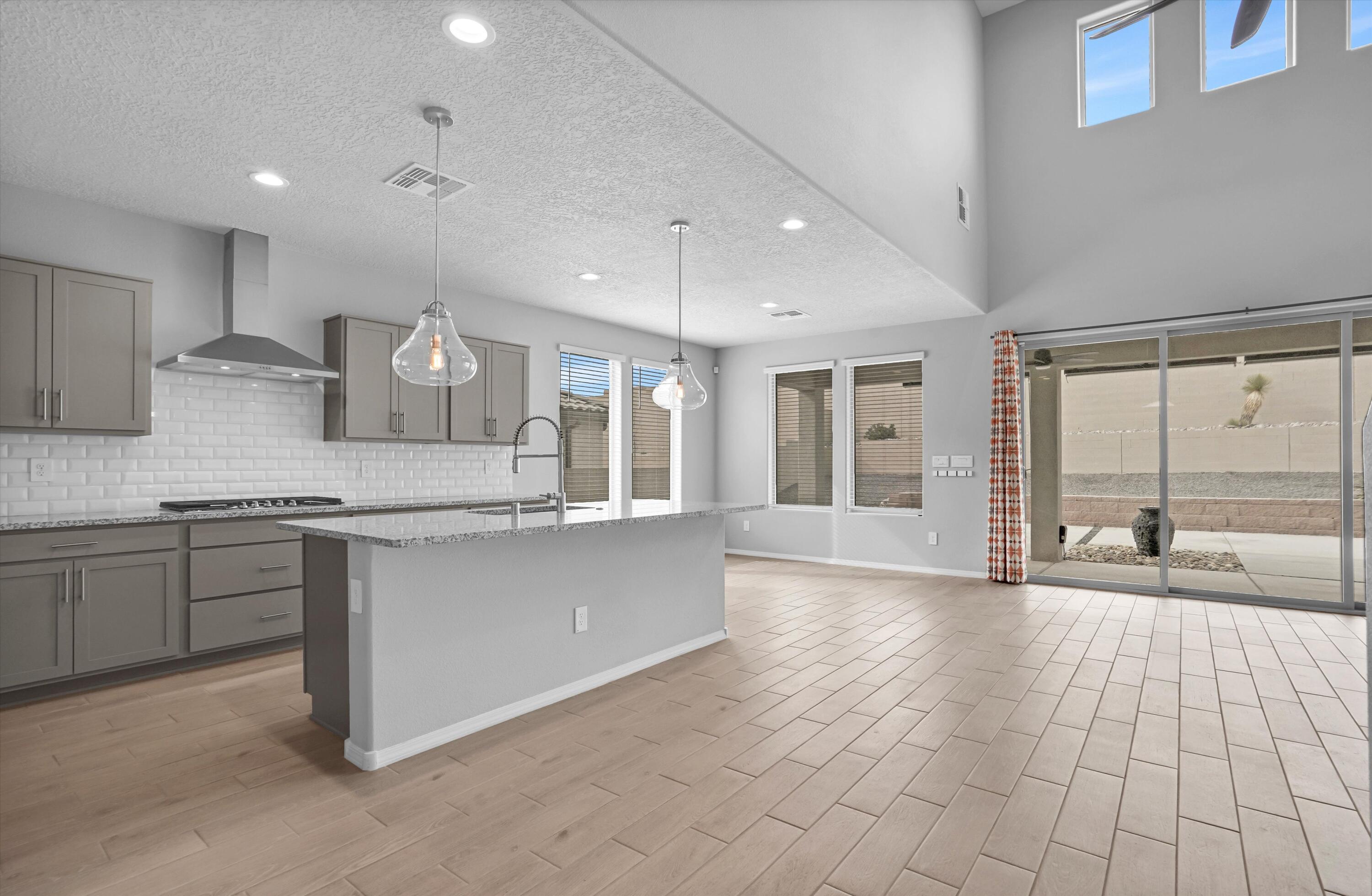 2539 McCauley Loop NE