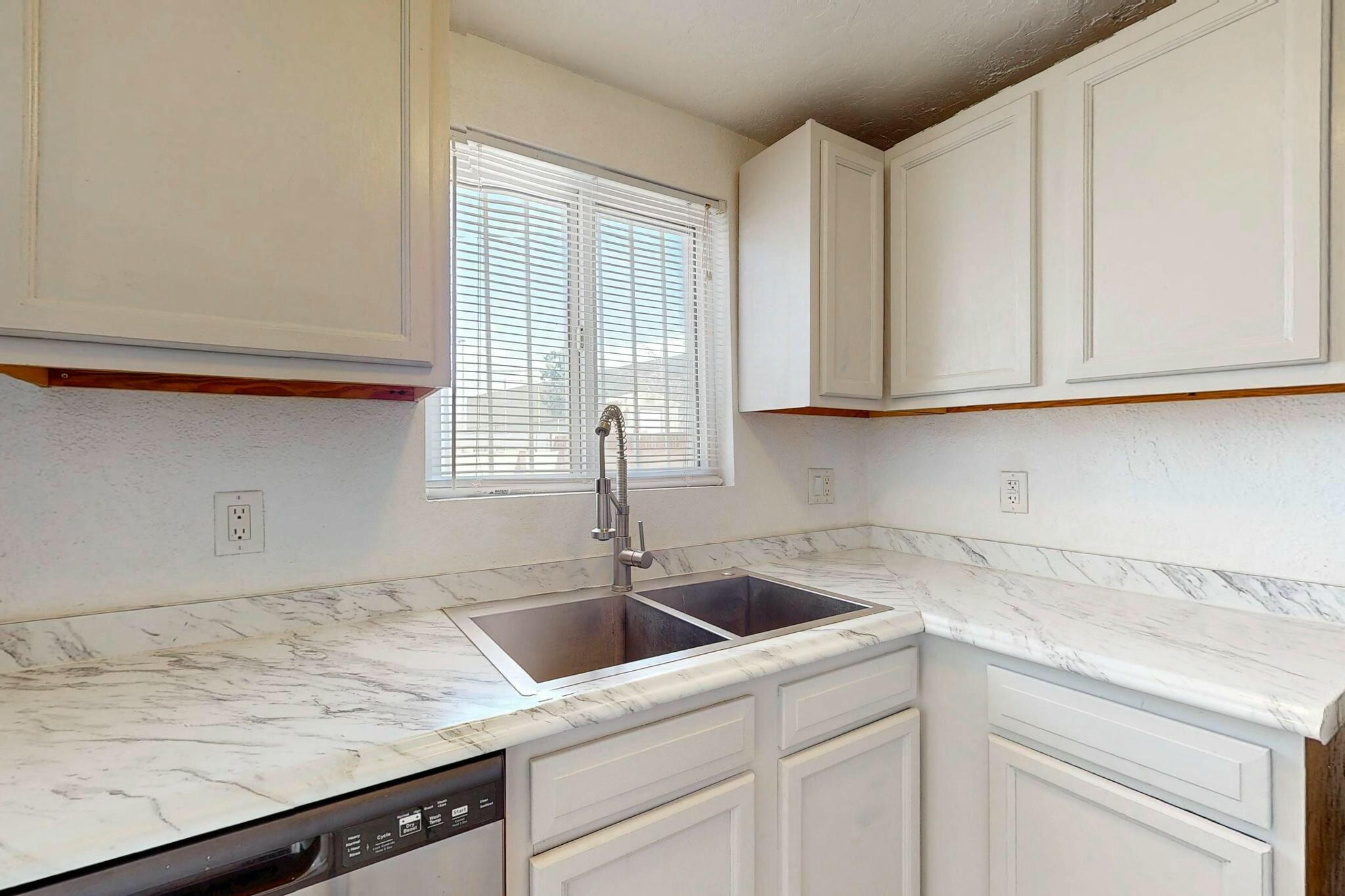 1731 Sunshine Terrace, Albuquerque, New Mexico image 13