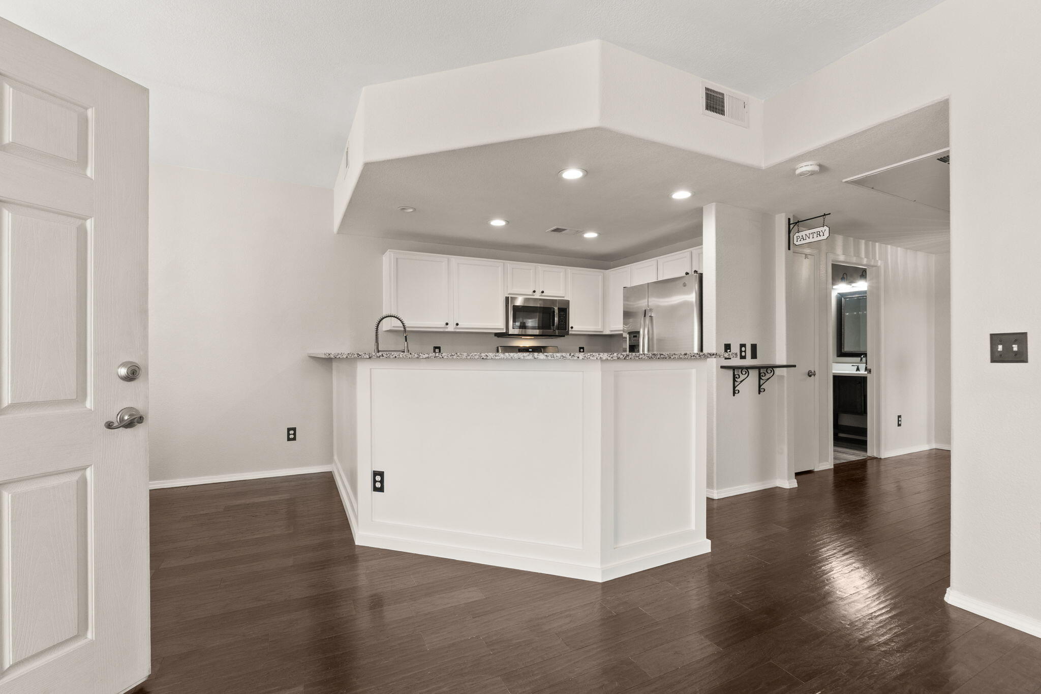 Photo 1 of 34 — 6800 Vista Del Norte Drive NE #1224 Unit #1224, Albuquerque, NM 87113