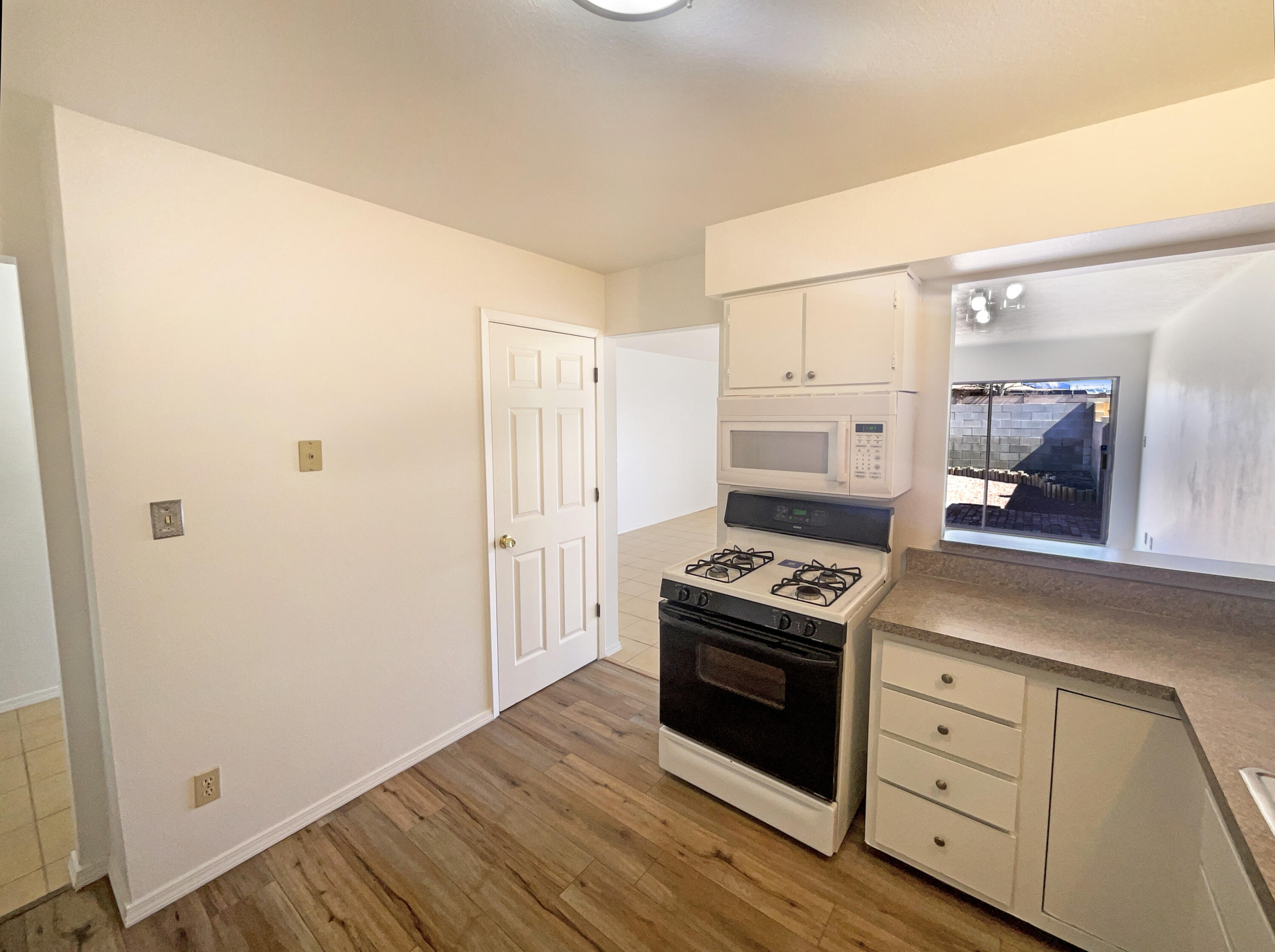 714 Stallion Road, Rio Rancho, New Mexico image 12
