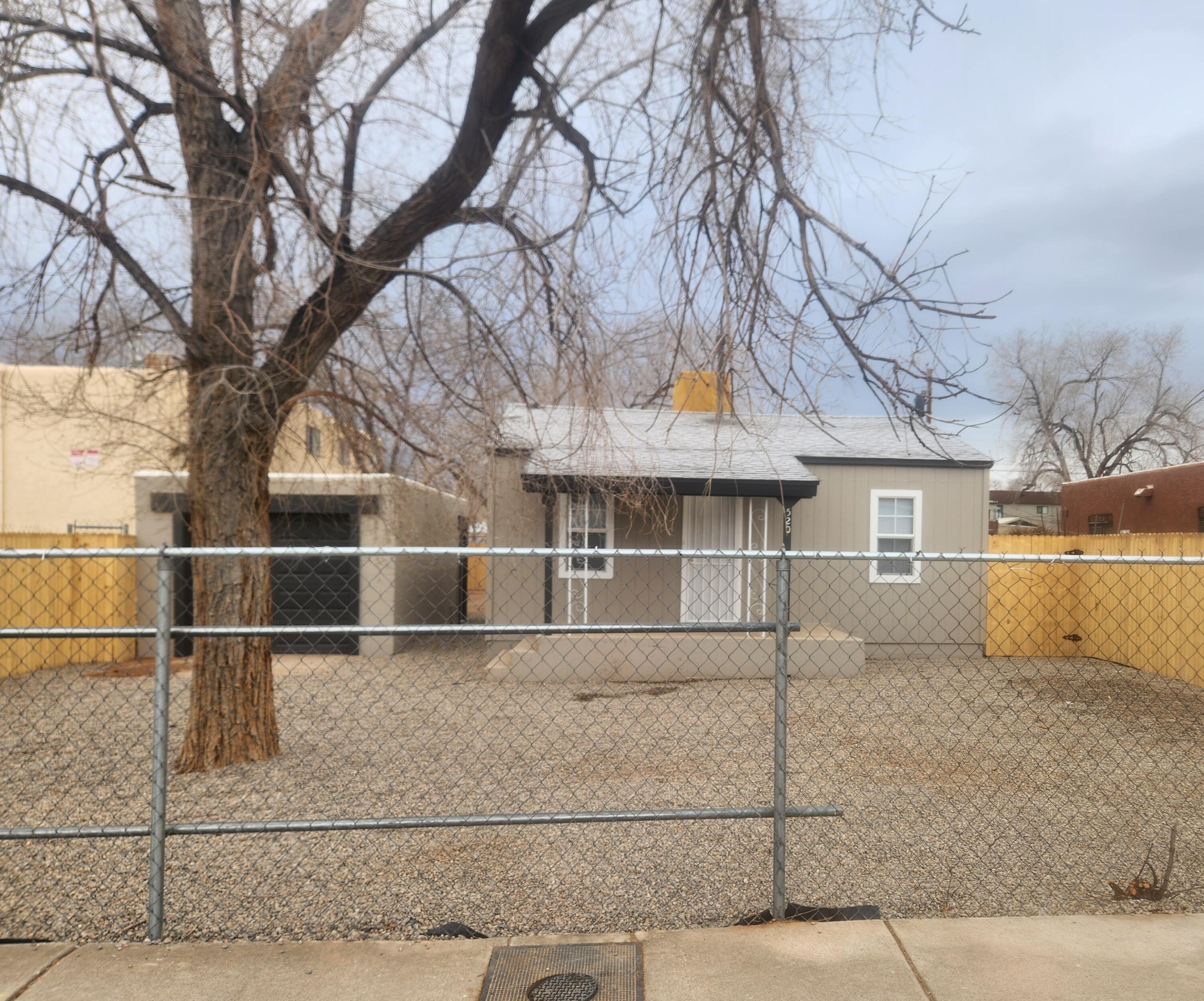 520 Vermont Street, Albuquerque, New Mexico image 1