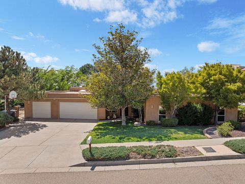 Photo of 3001 LA VILLITA Place NE, Albuquerque, NM 87111 (MLS # 1089325)