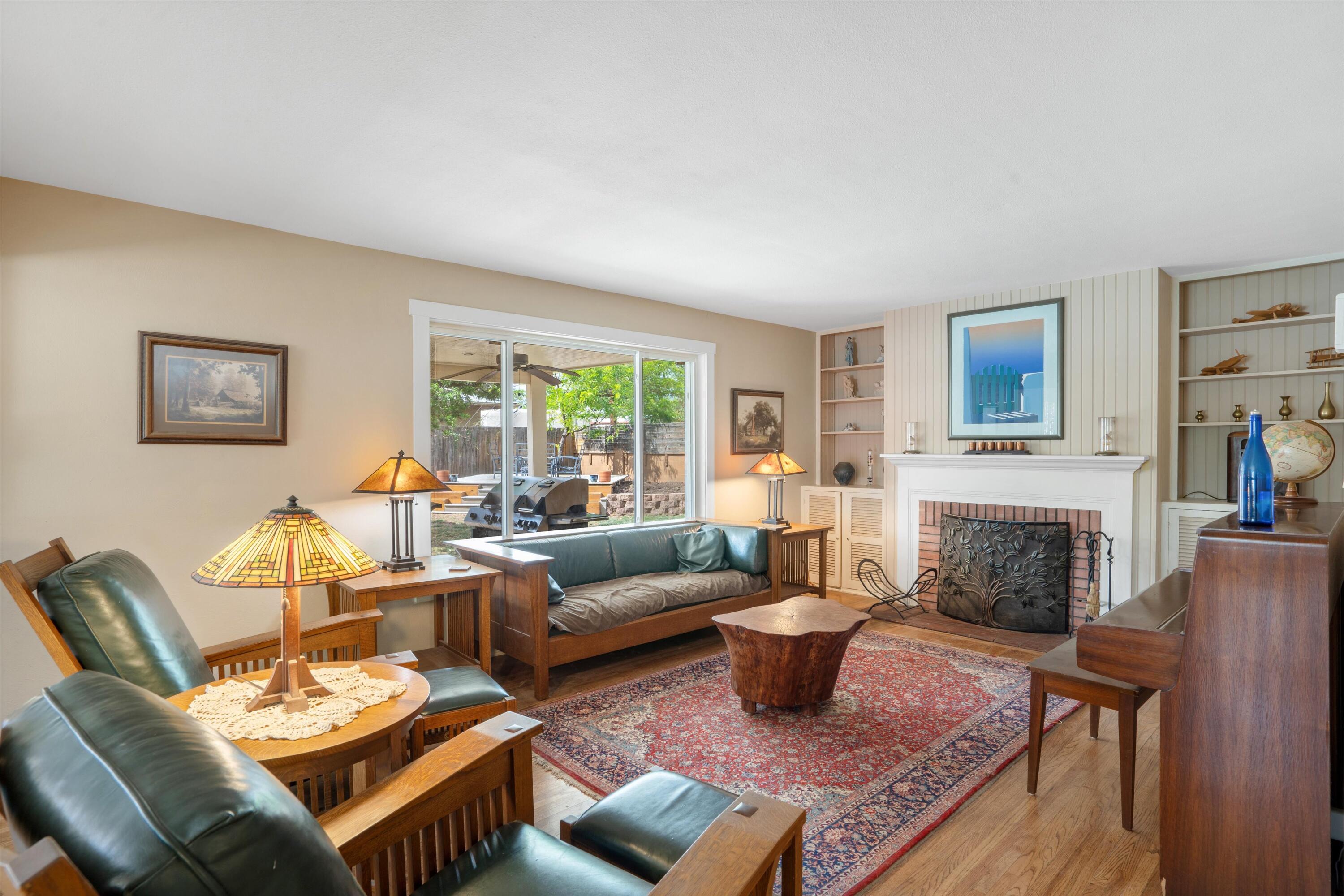 4244 BROADMOOR Avenue NE