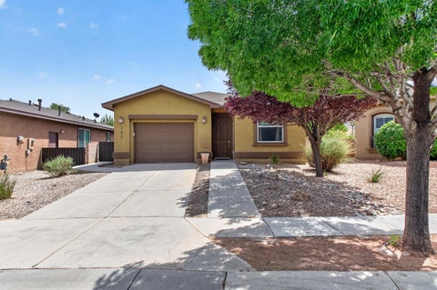 Photo of 160 Zuni River Circle SW, Los Lunas, NM 87031 (MLS # 1109247)