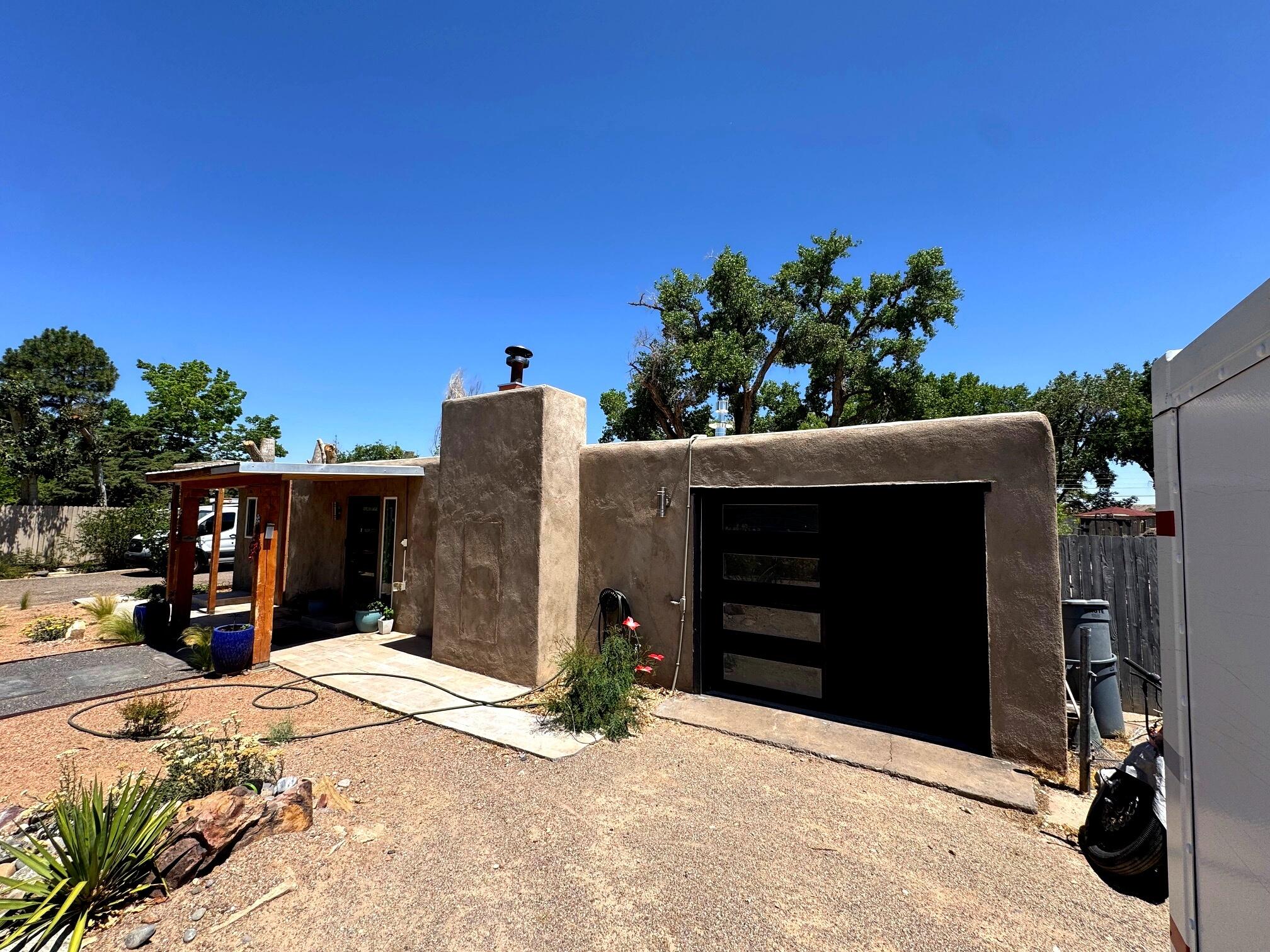 201 MARLOWE Lane