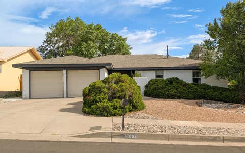Homes For Sale - 12004 Saint Marys Drive<br/> Bernalillo County, Albuquerque, NM 87111