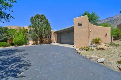 Homes For Sale - 620 Cedar Hill Road<br/> Bernalillo County, Albuquerque, NM 87122