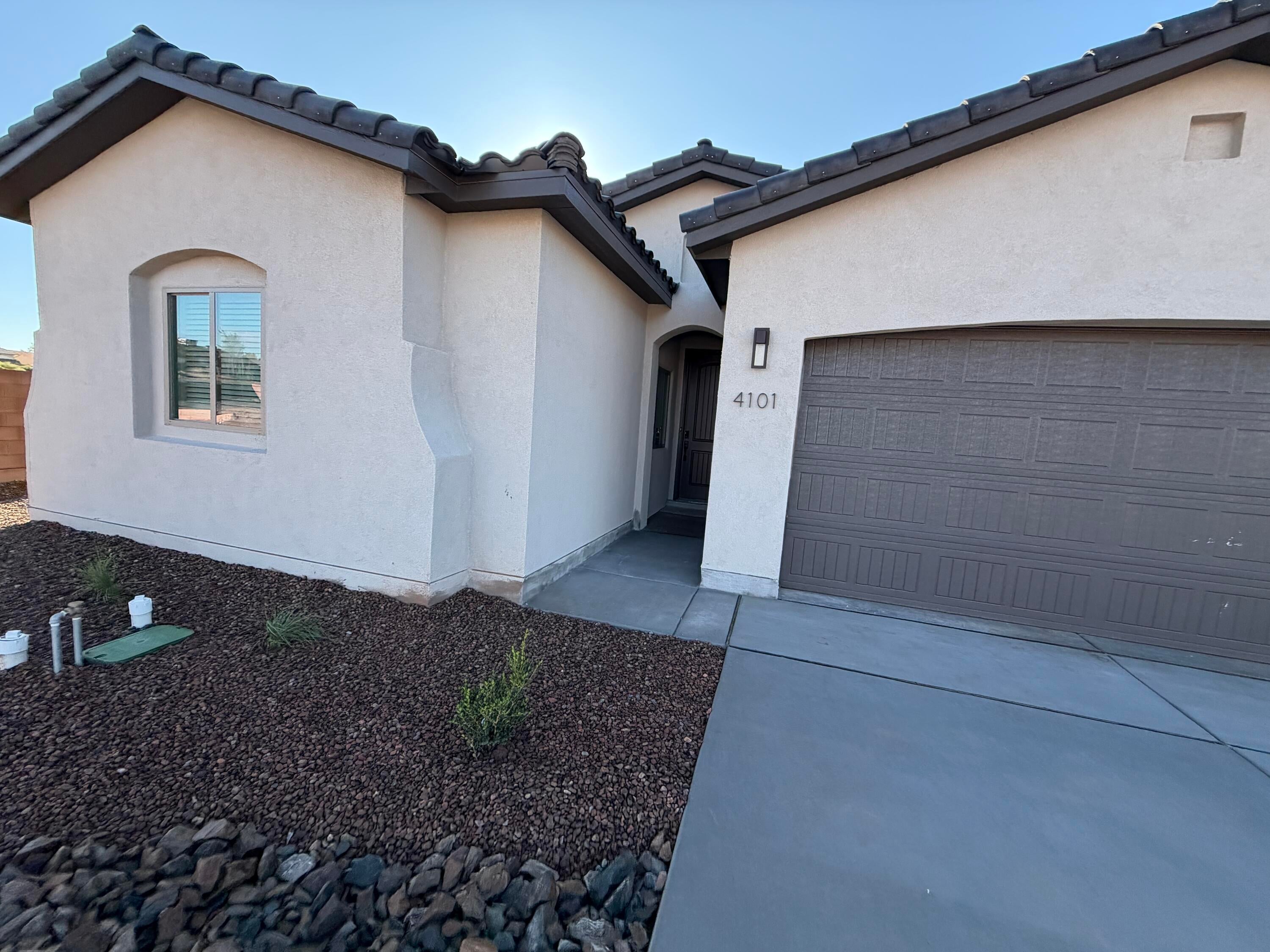 4101 Mountain Trail Lane NE
