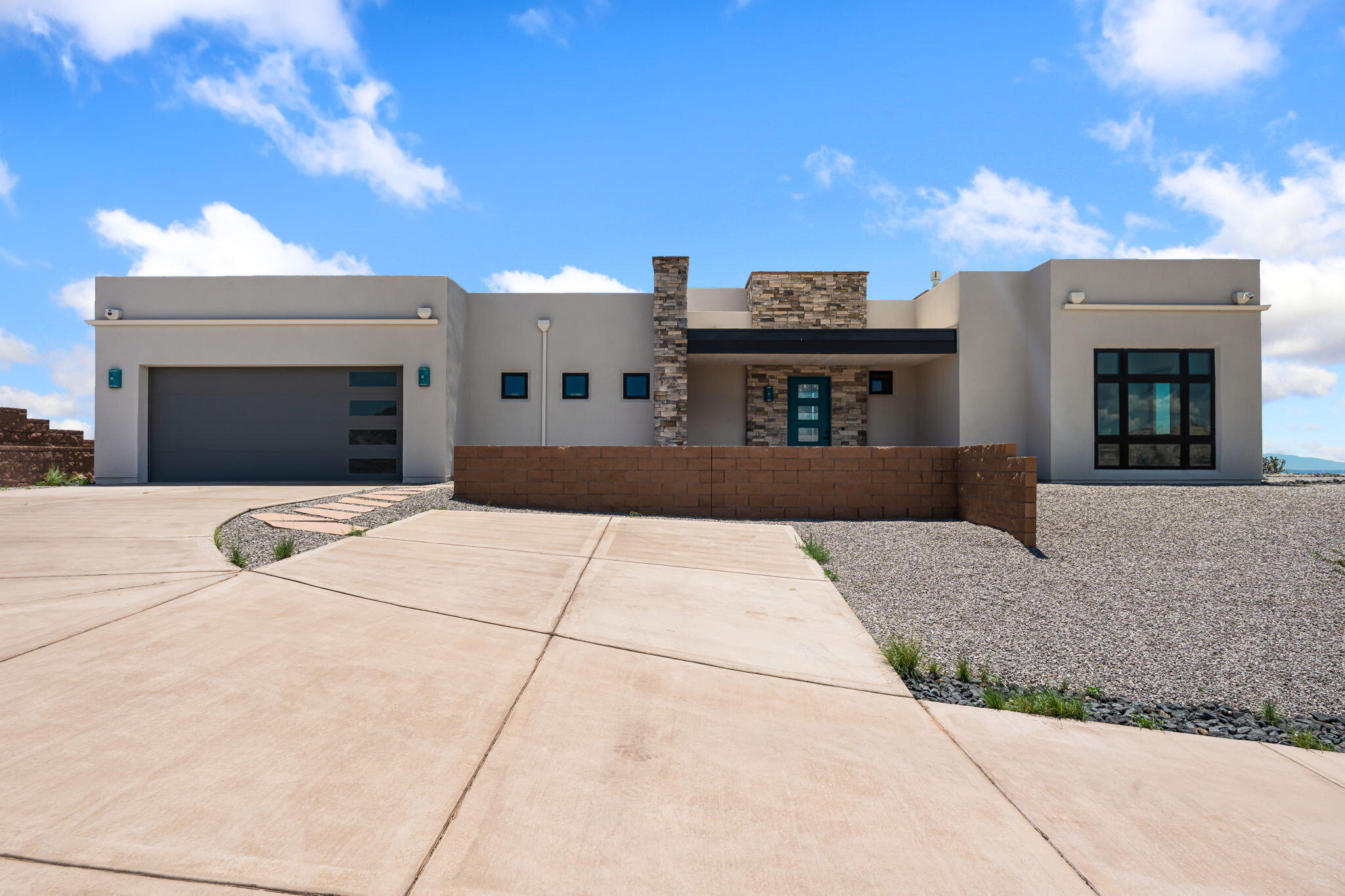 5617 Barranca Overlook Place NE