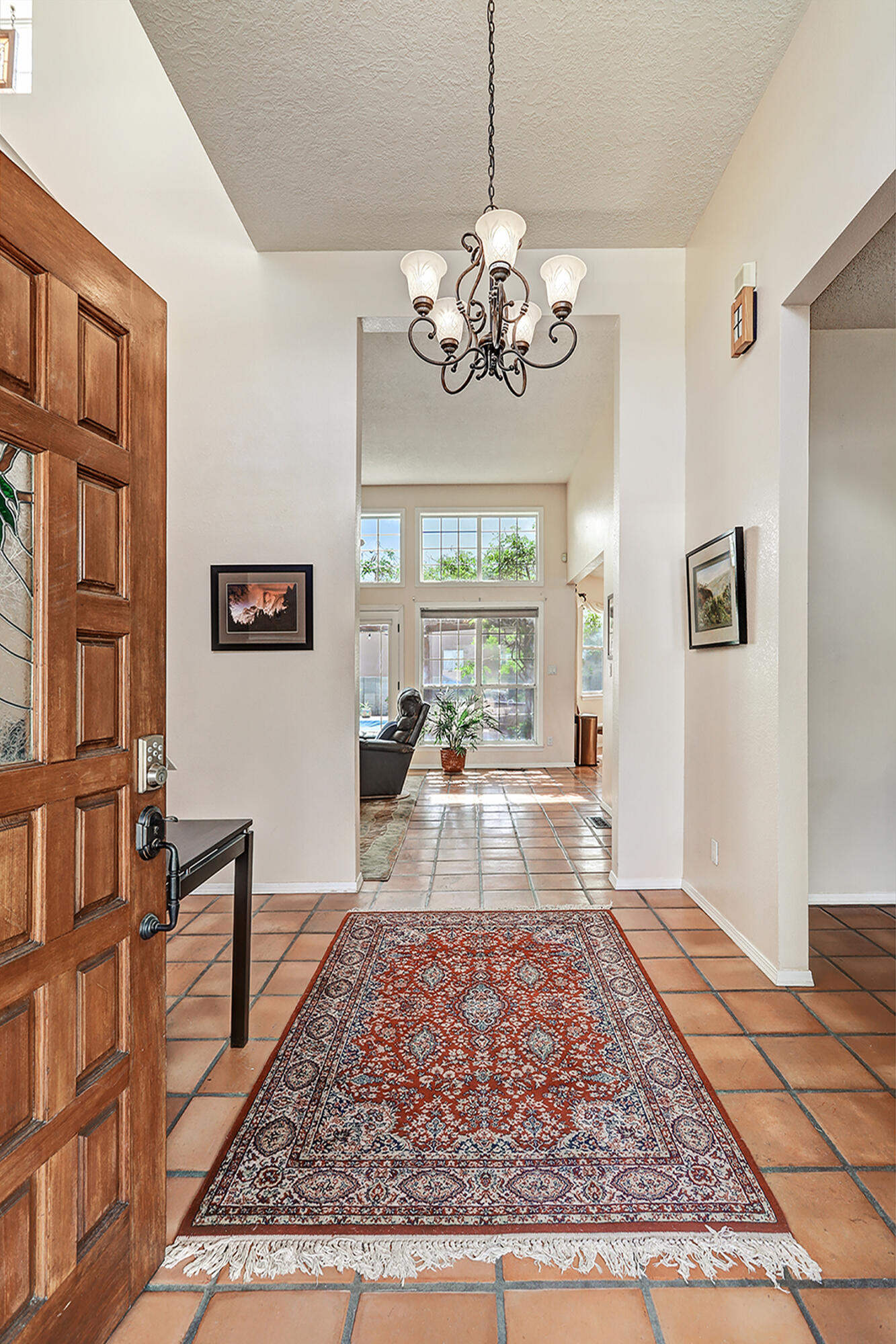 6720 Mariposa Place NW