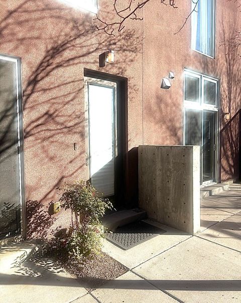 861 Silver Avenue SW Albuquerque NM 87102