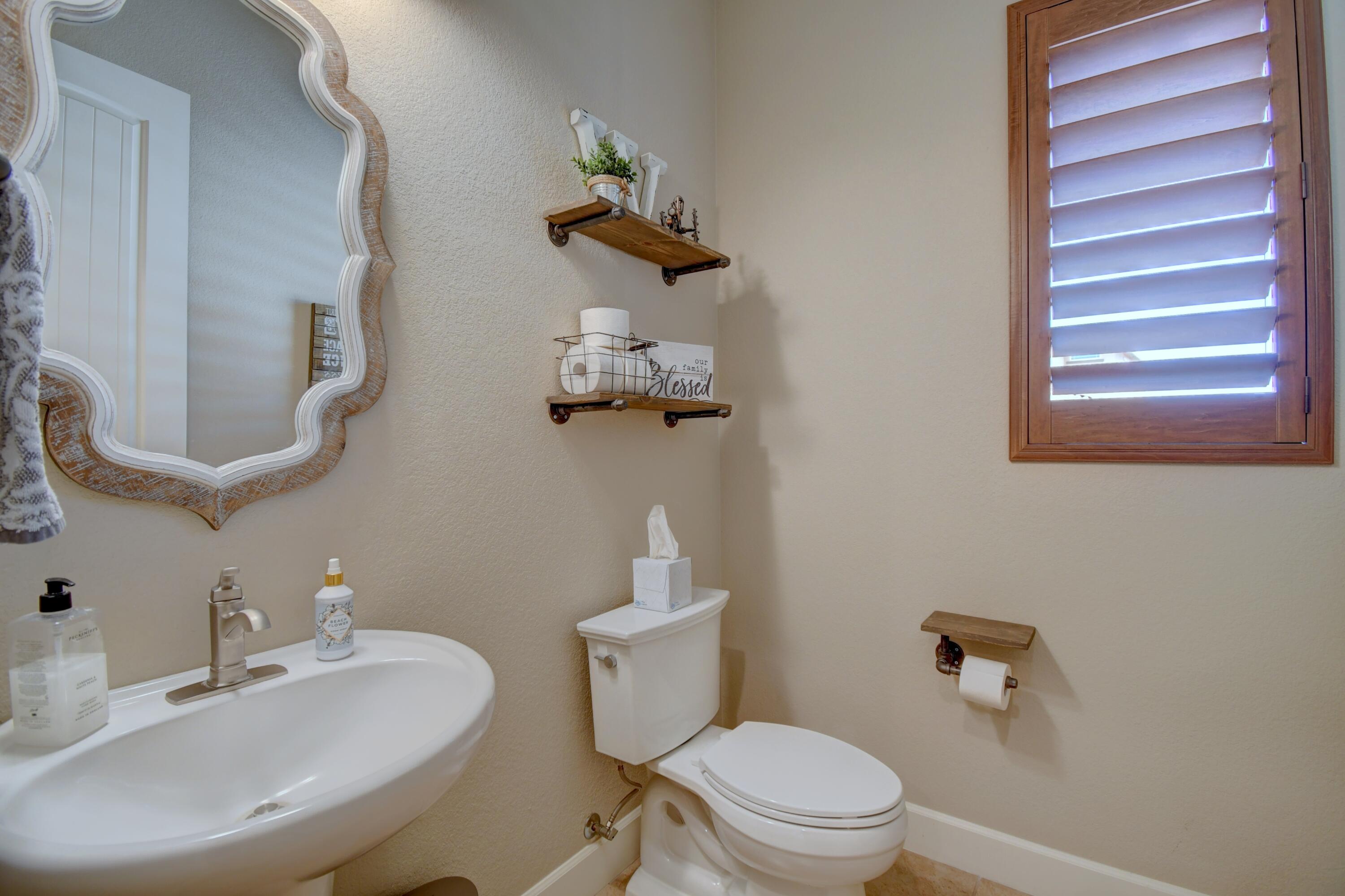 9008 Rainspot Street, Albuquerque, New Mexico image 24