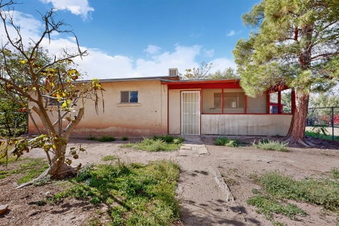 Photo of 35 Llanito Road, Bernalillo, NM 87004 (MLS # 1112697)