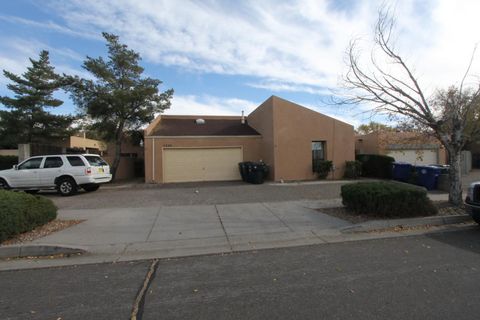 Photo of 5320 Heritage Way NE #C, Albuquerque, NM 87109 (MLS # 1102381)