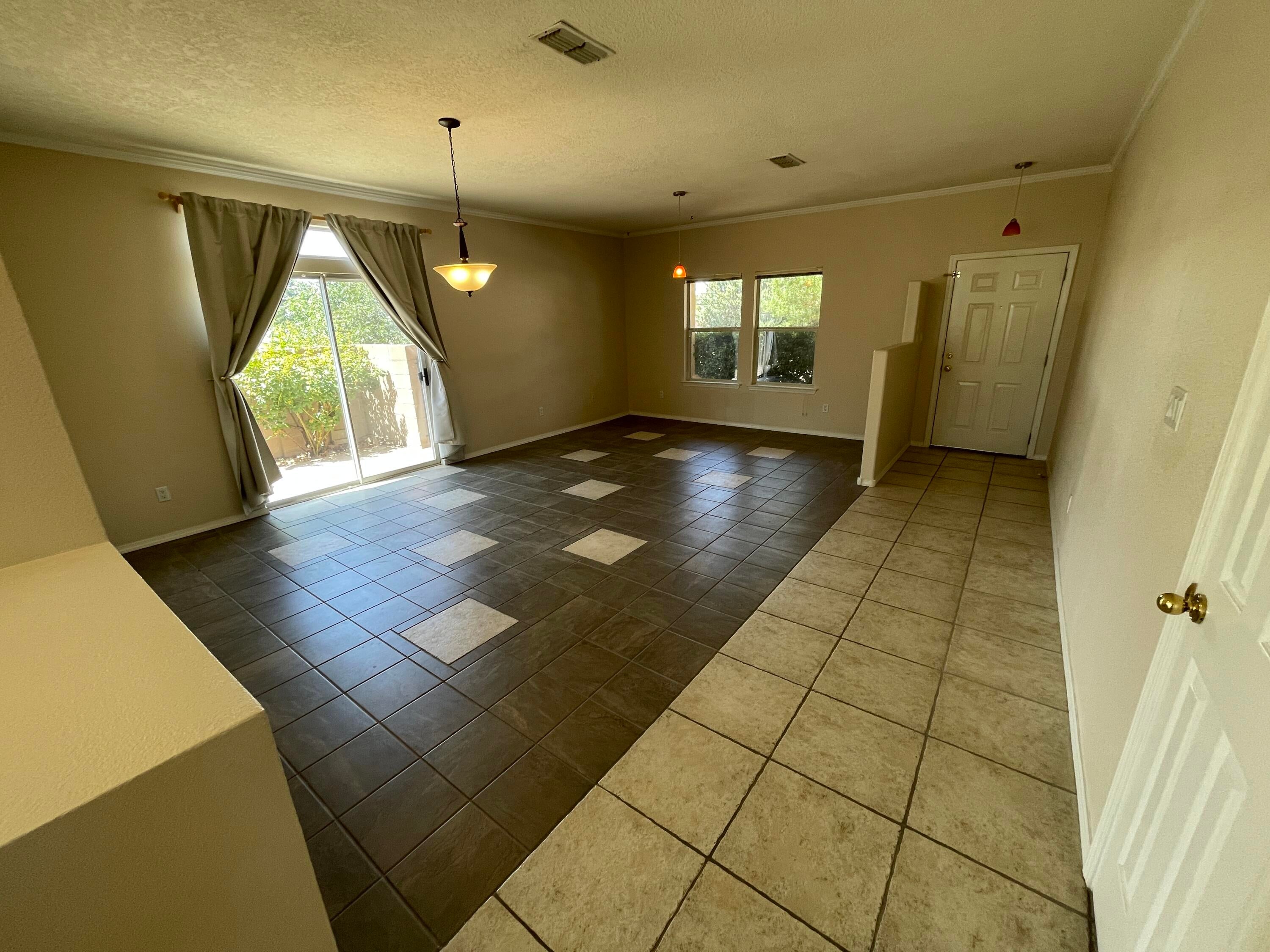 12400 Tularosa Trail NE