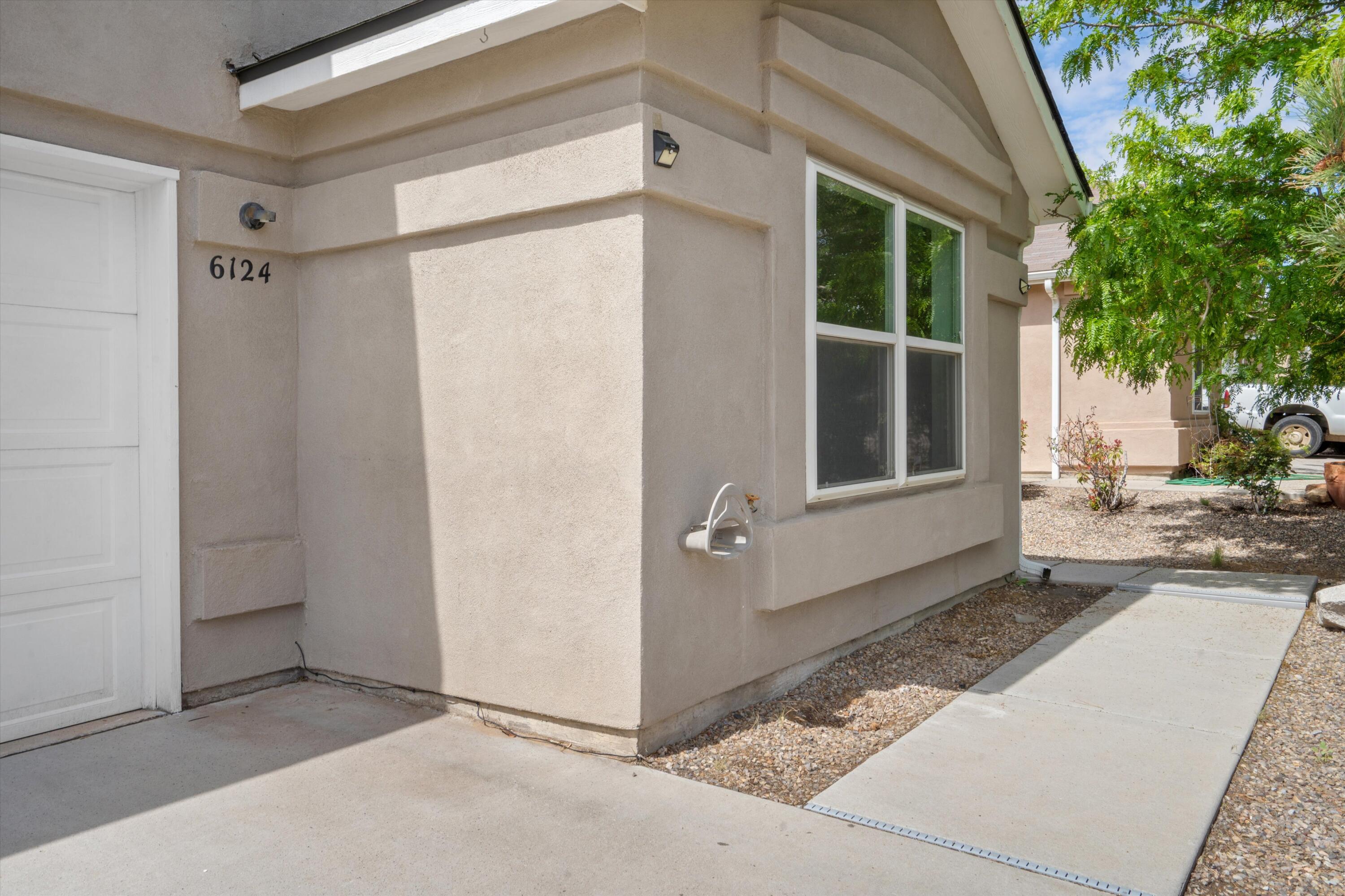 6124 Costa Blanca Avenue, Albuquerque, New Mexico image 3