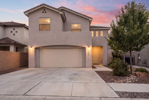 Homes For Sale - 8722 Sevano Circle<br/> Albuquerque, NM 87113