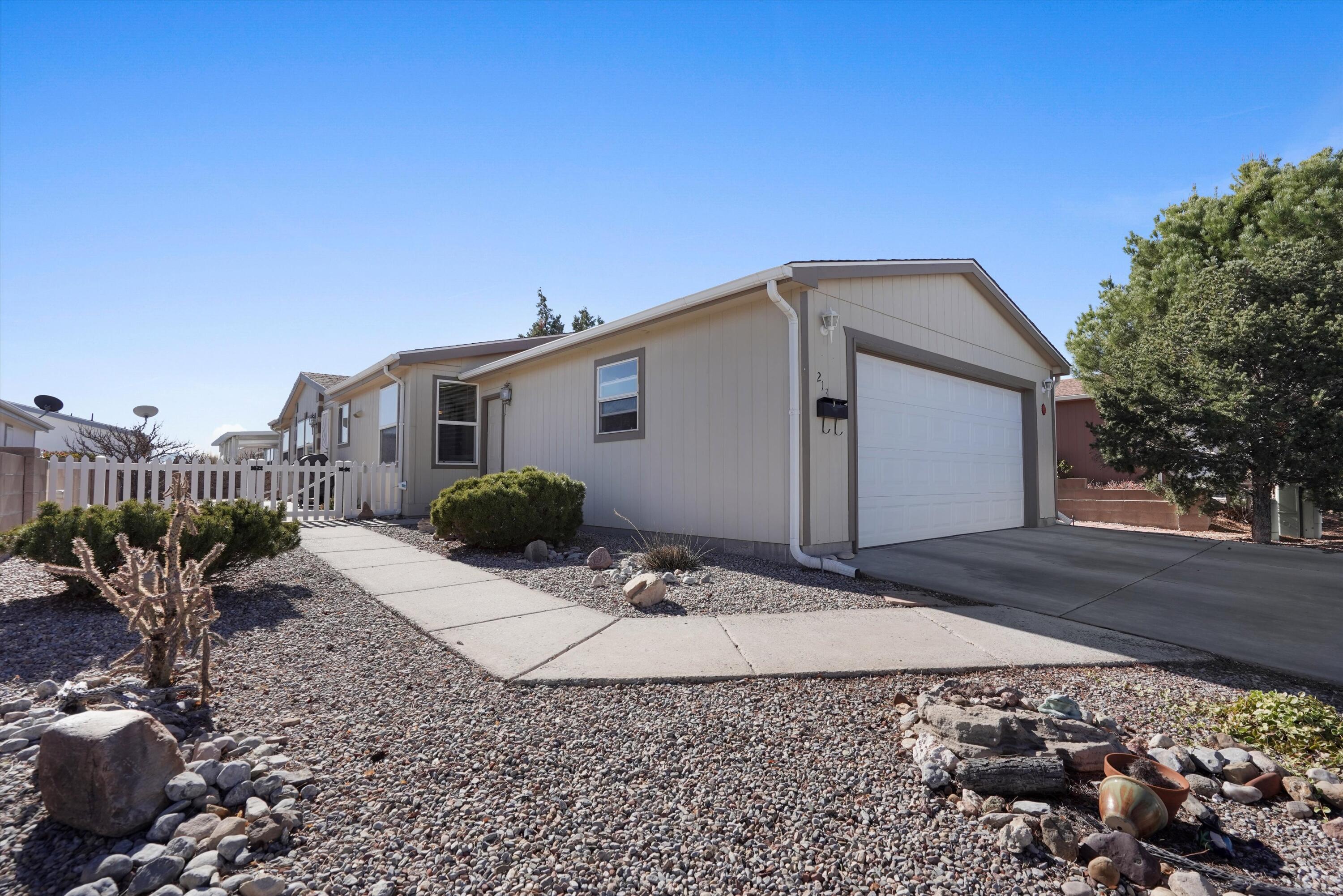 213 Sunrise Bluffs Drive