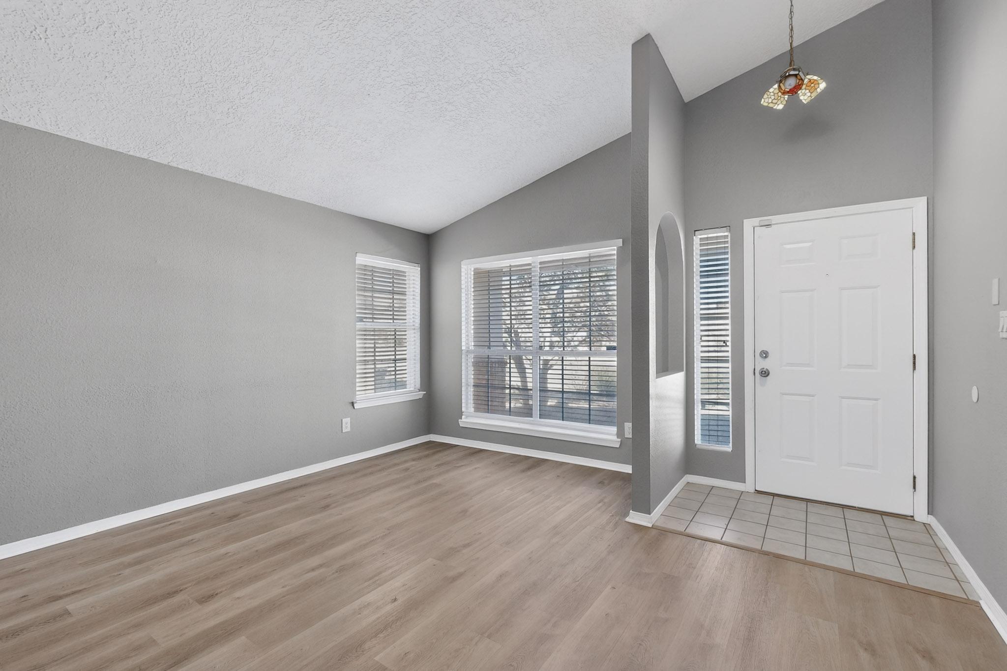 4608 Homestead Trail NW