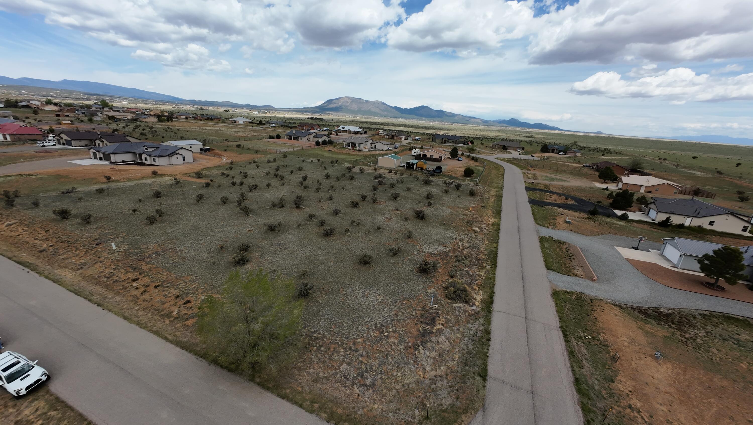 90 Evening Star Loop, Edgewood, New Mexico image 1