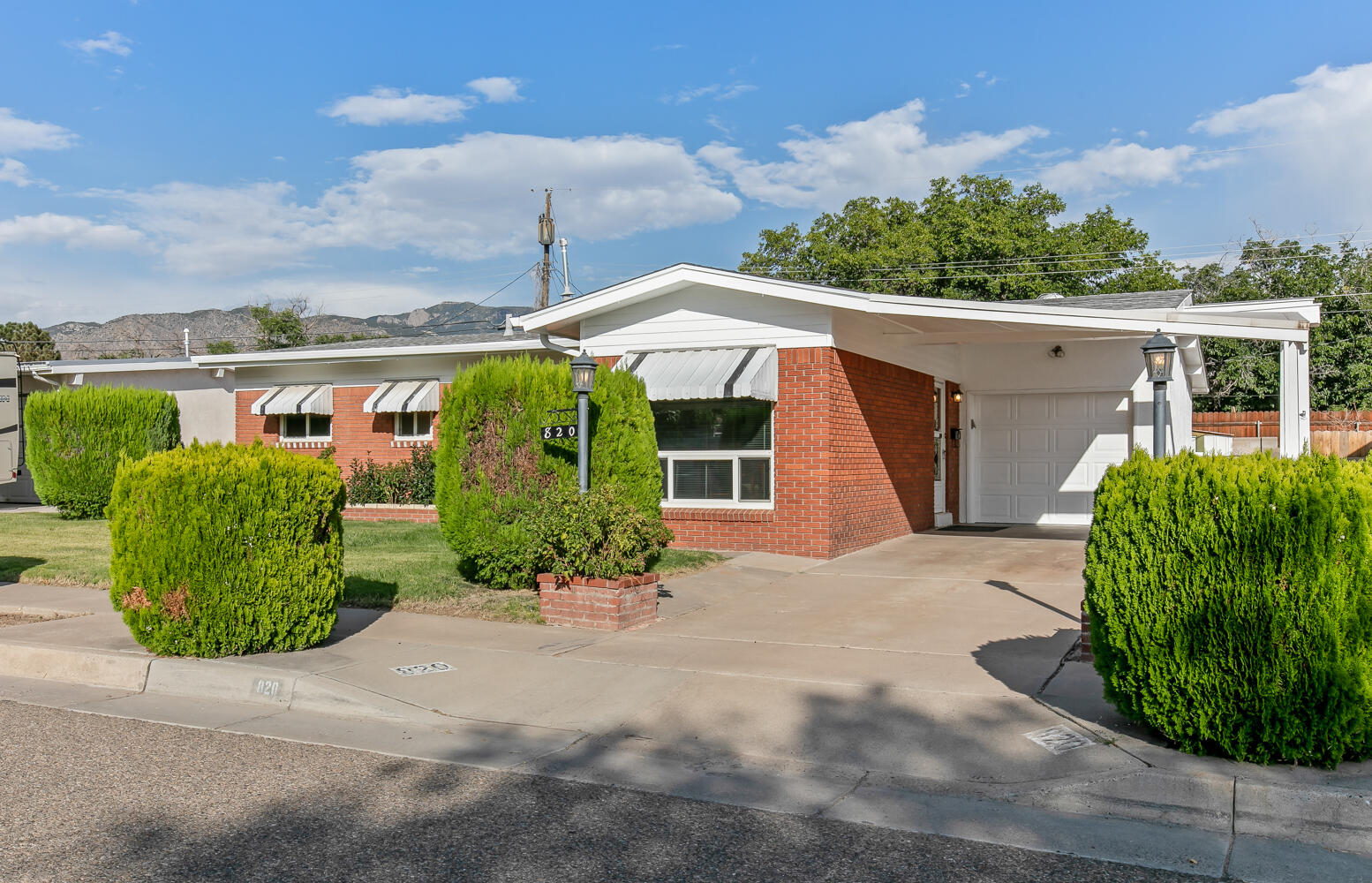 820 Claudine Street, Albuquerque, New Mexico image 1