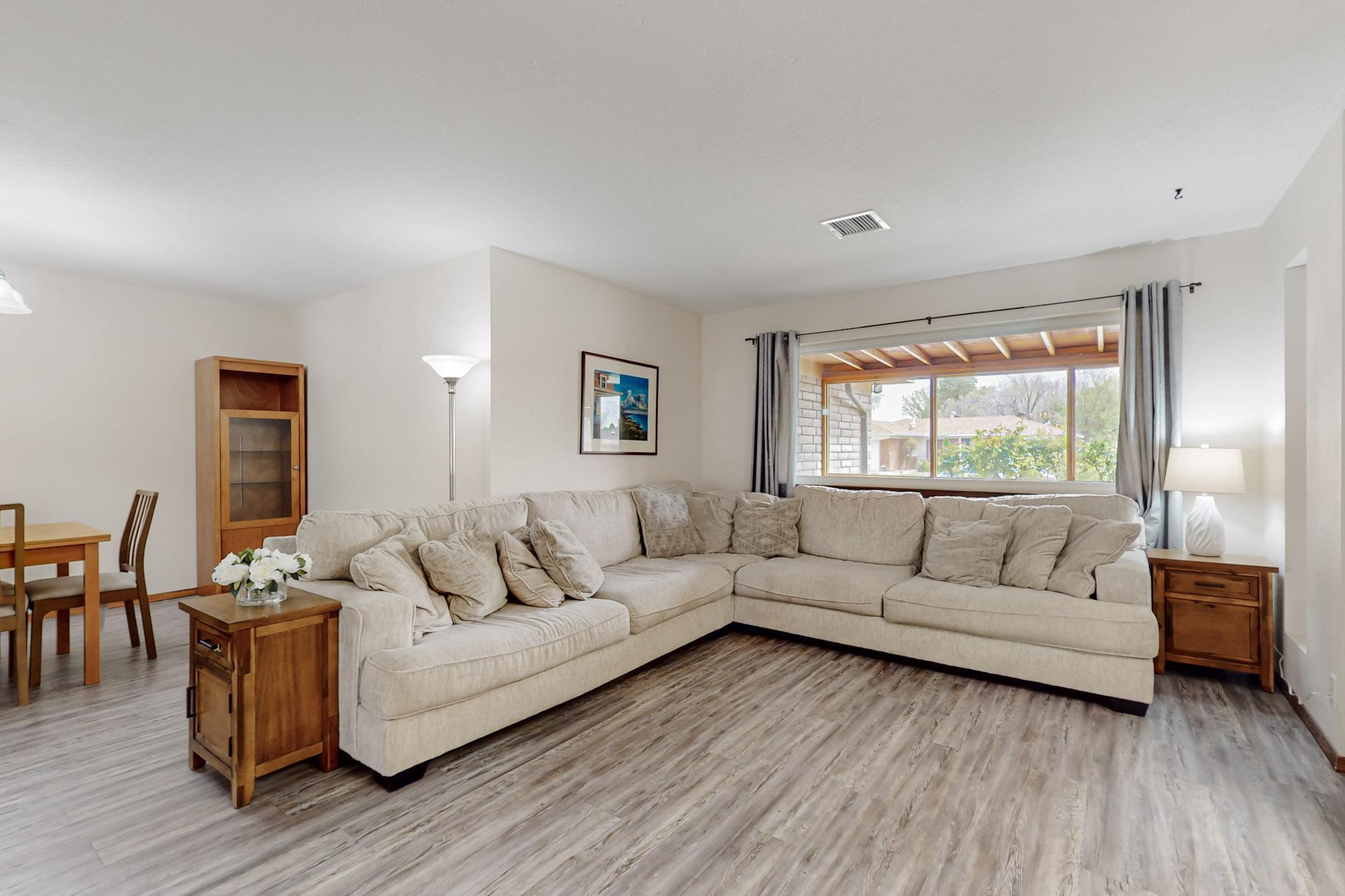 9515 Regal Ridge Drive, Albuquerque, New Mexico image 11
