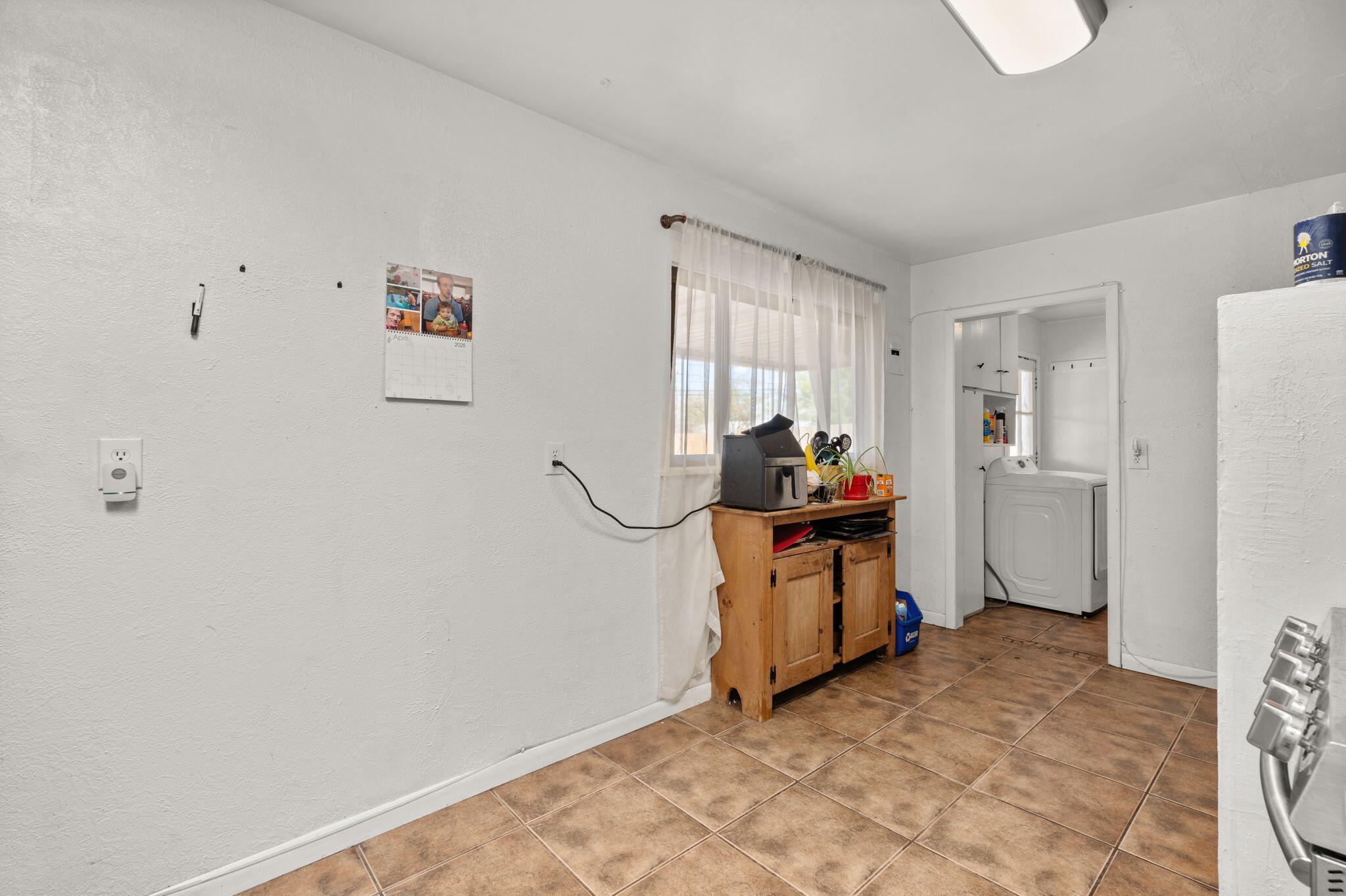1409 Glorieta Street, Albuquerque, New Mexico image 6