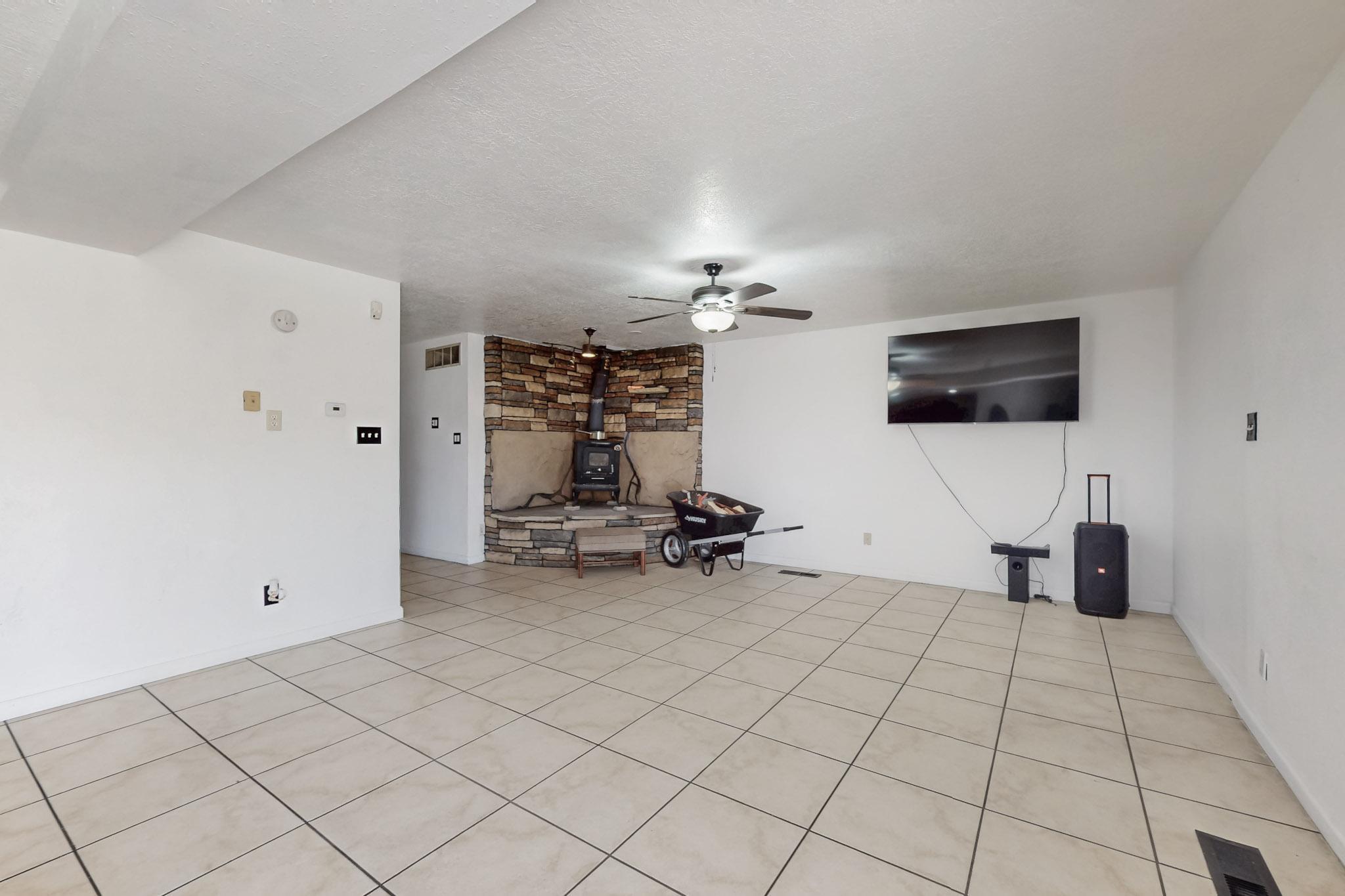3008 Corona Drive, Albuquerque, New Mexico image 9