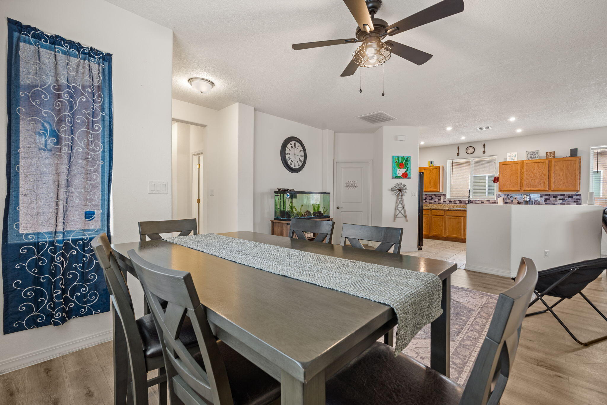 240 Rio Chama Circle, Los Lunas, New Mexico image 11