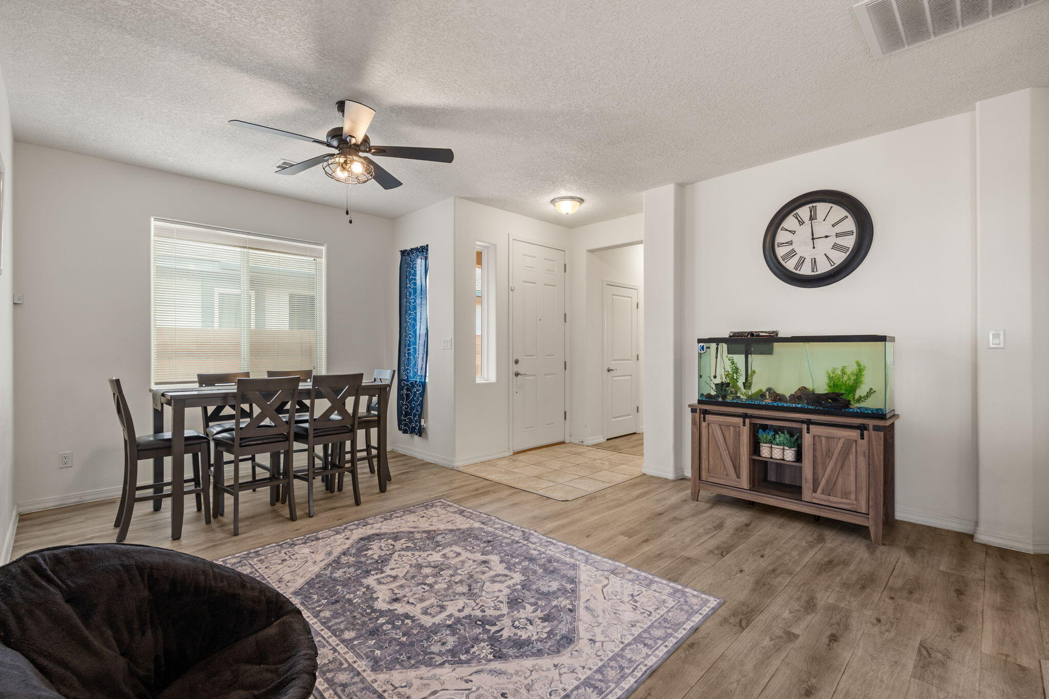 240 Rio Chama Circle, Los Lunas, New Mexico image 13