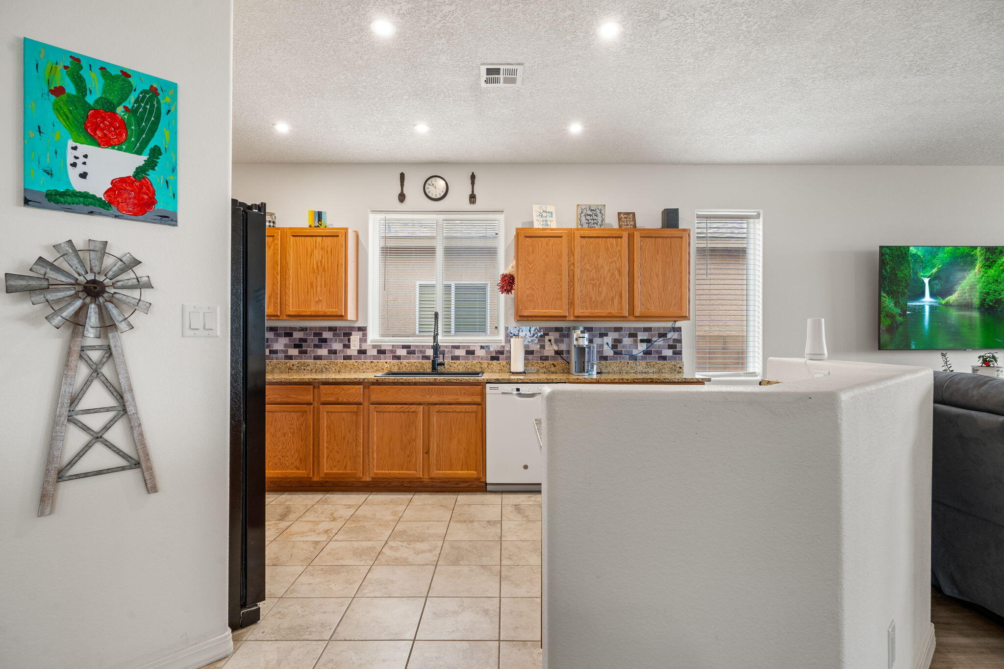 240 Rio Chama Circle, Los Lunas, New Mexico image 14