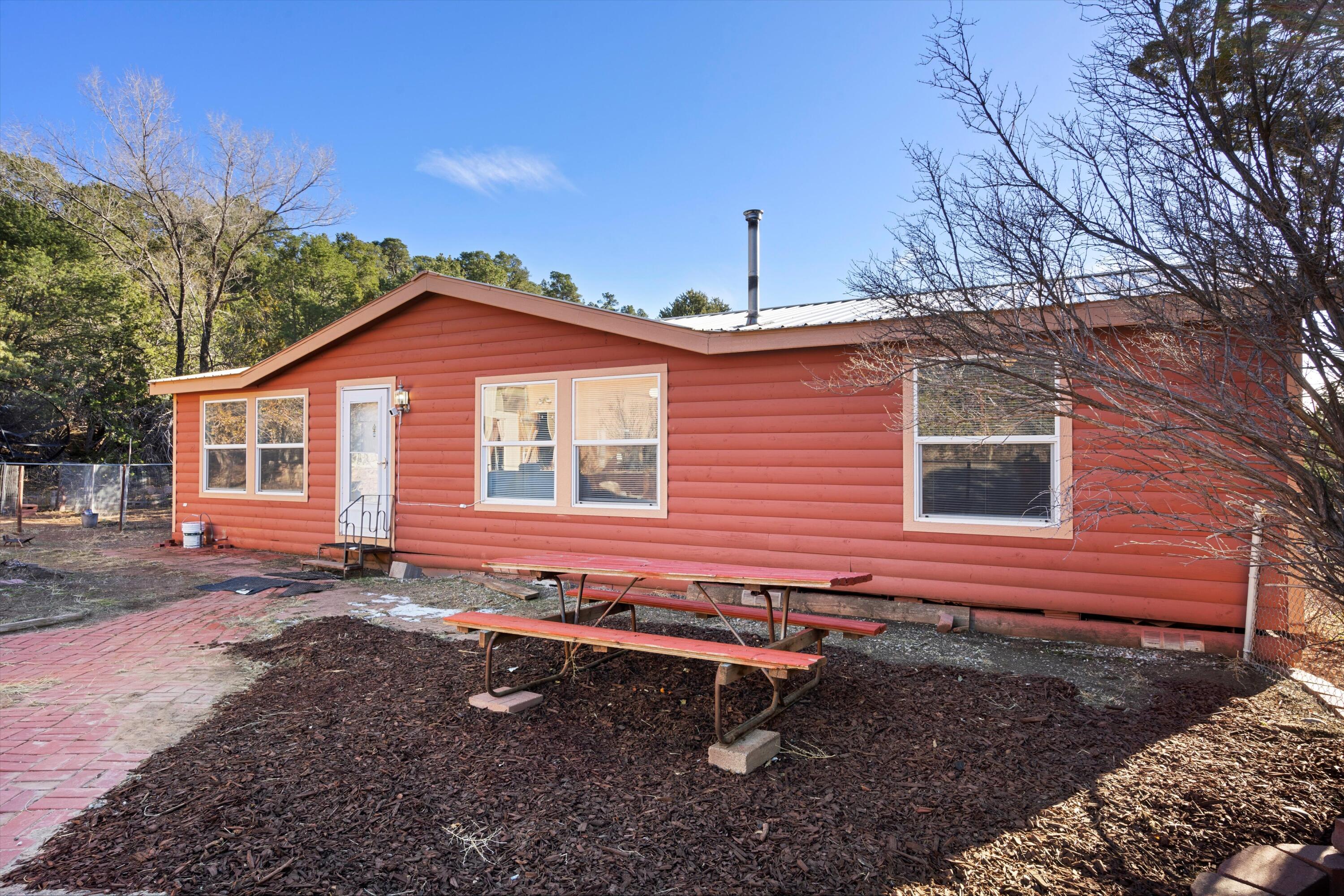 36 Kitsch Road, Tijeras, New Mexico image 1