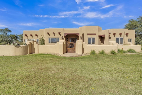 27 LOMA DEL RIO, BELEN, NM 87002 - Image 823e73fb194f2b7b039cfffe81e0acdb/968062181
