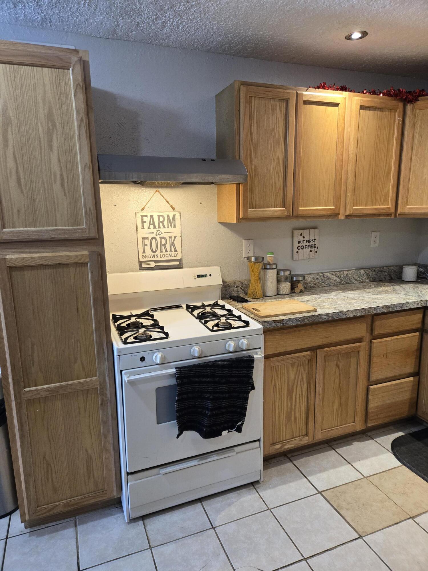 908 W Chavez Avenue, Belen, New Mexico image 19