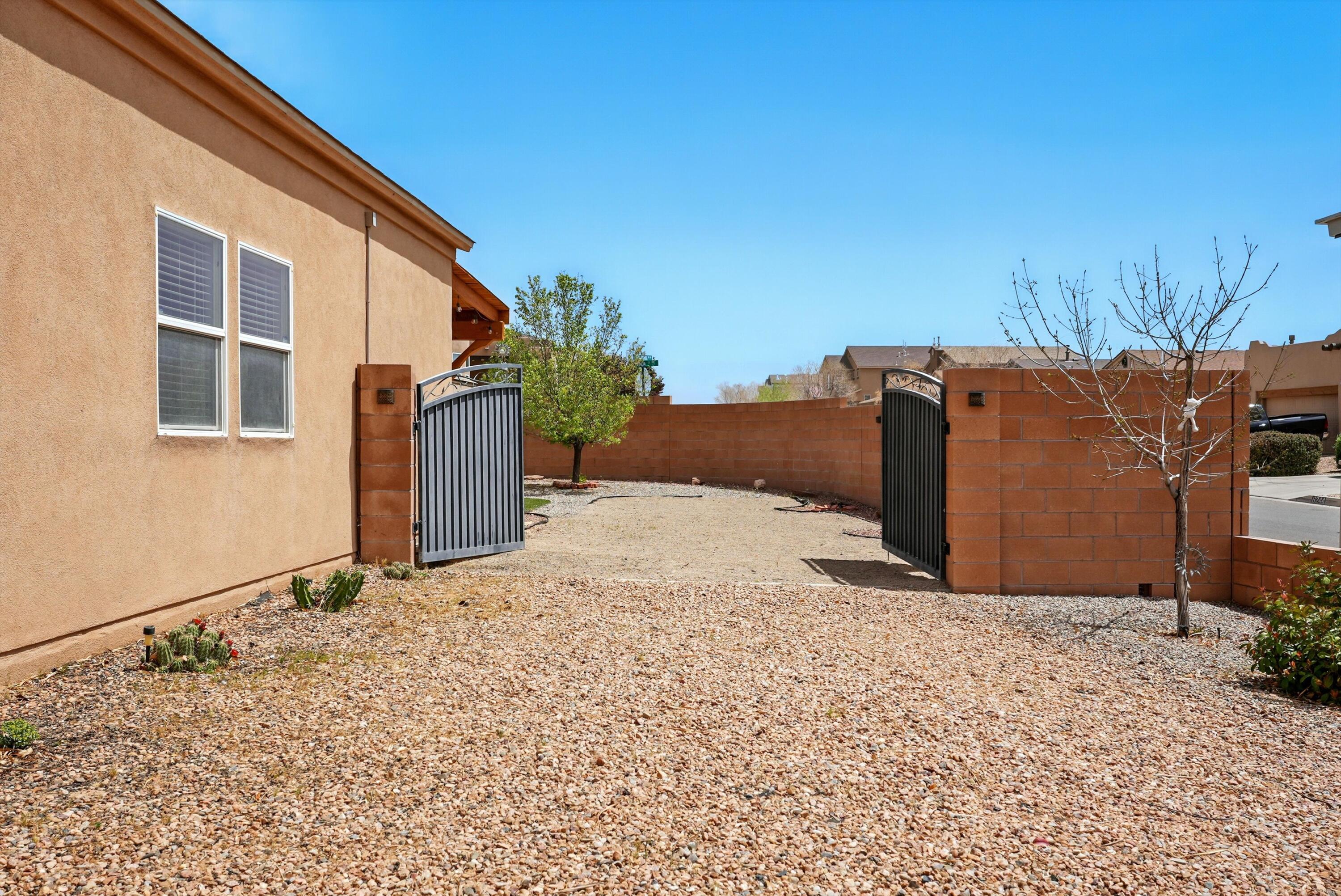 10900 Anador Court, Albuquerque, New Mexico image 5