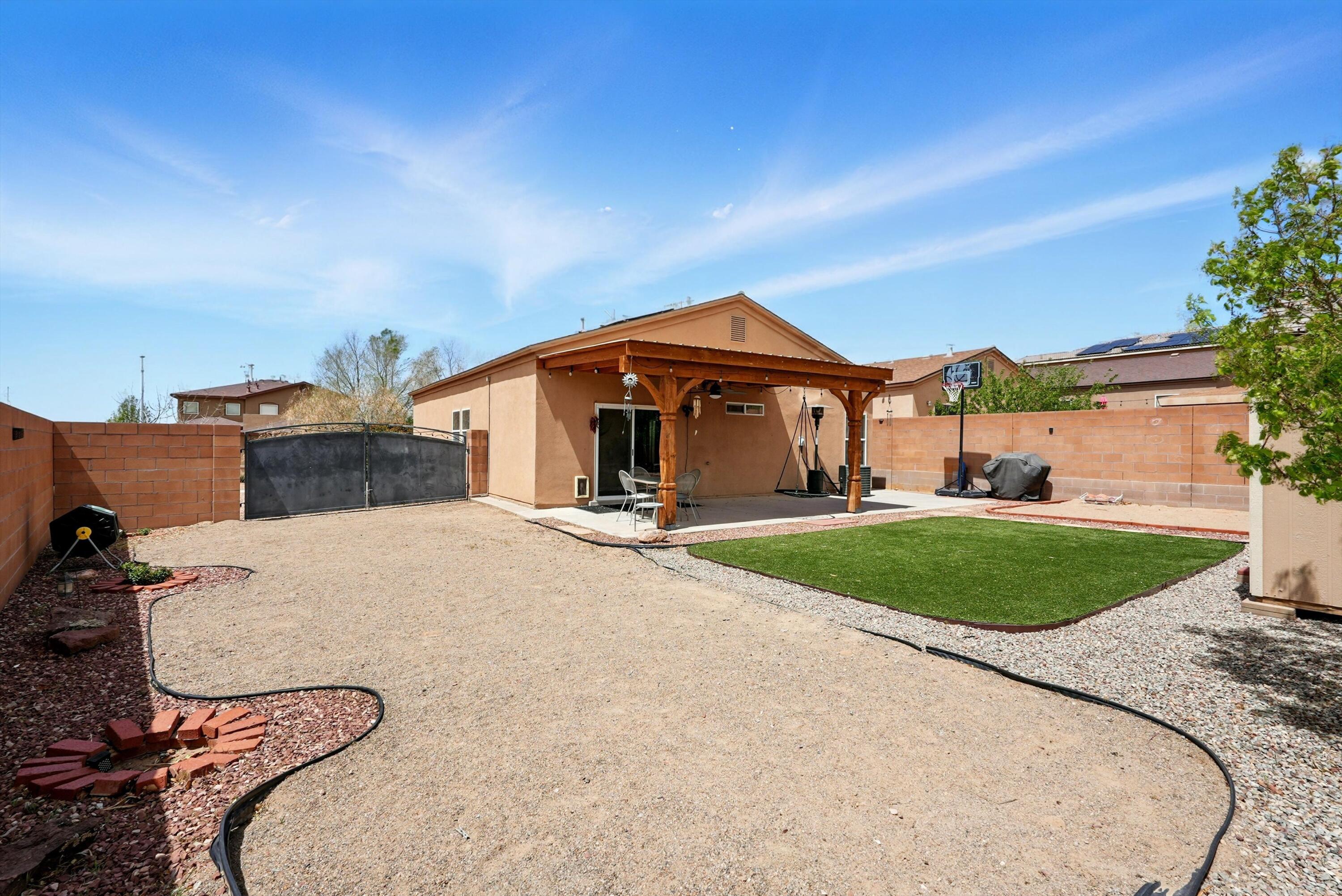 10900 Anador Court, Albuquerque, New Mexico image 3