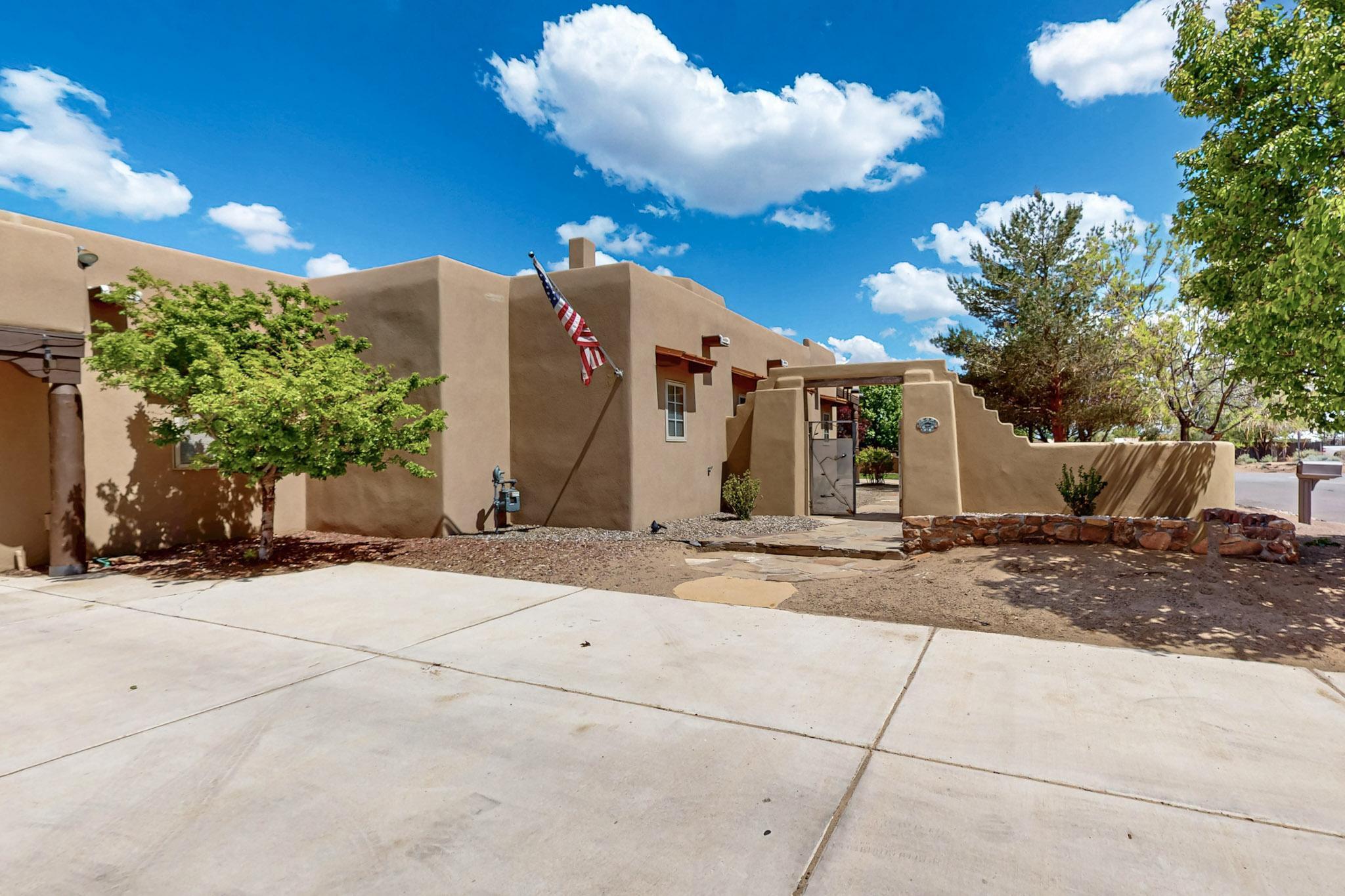 4700 Quaker Heights Place, Albuquerque, New Mexico image 2
