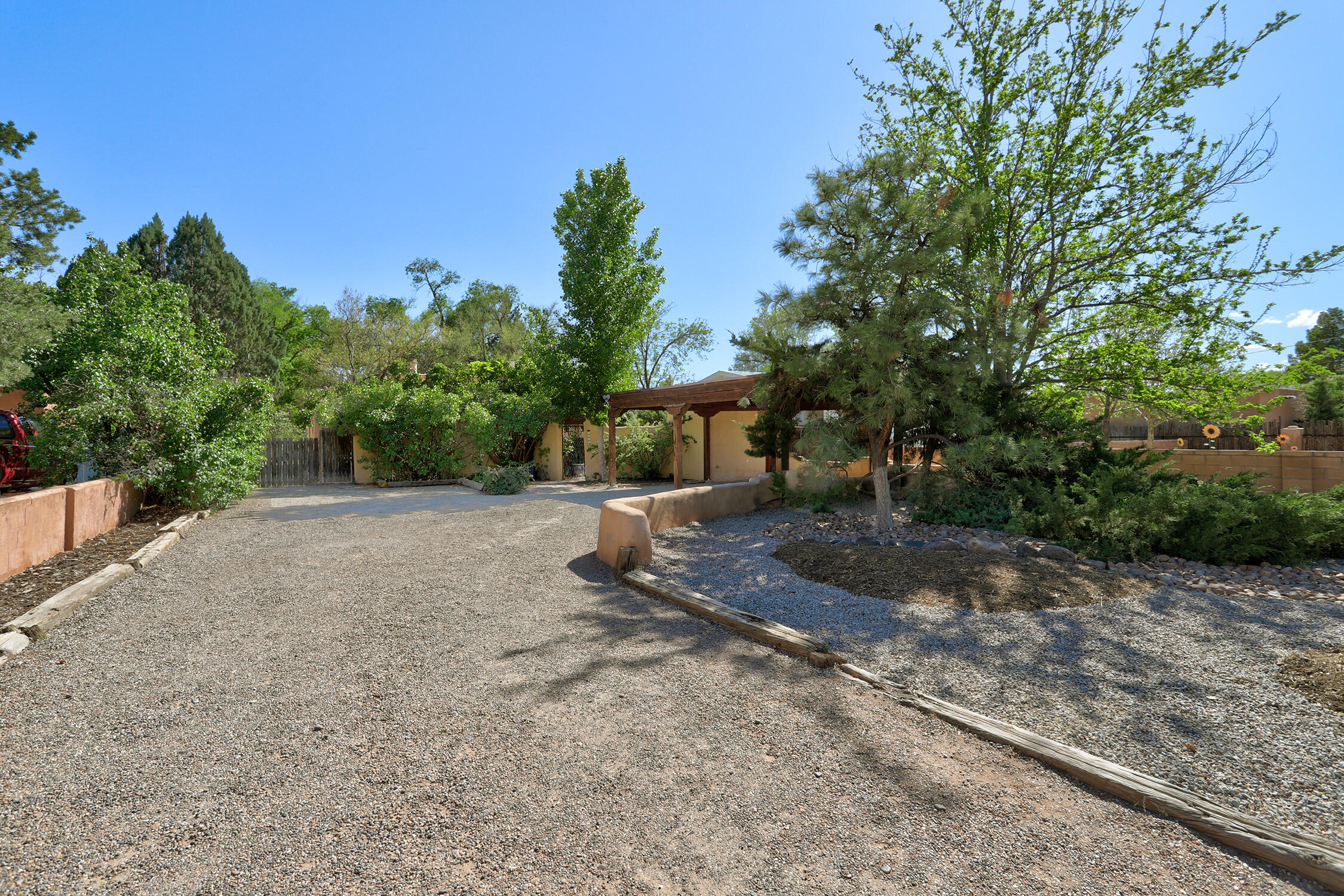 2302 Campbell Road, Albuquerque, New Mexico image 2