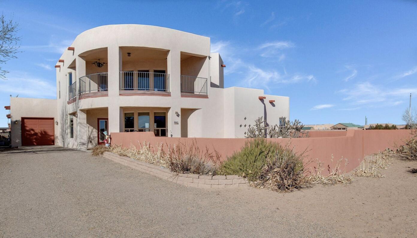 1739 SHOSHONE Trail NE