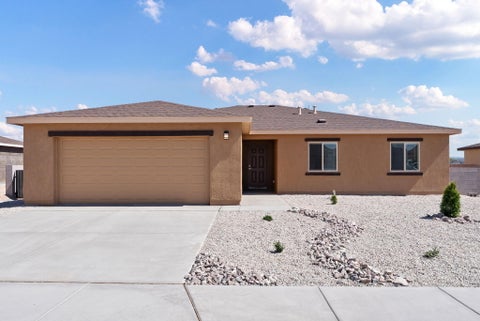 Photo of 842 Calle De Las Rosas, Belen, NM 87002 (MLS # 1113021)