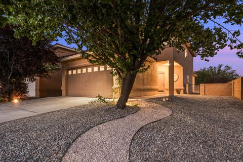 Photo of 4820 Hayden Place NW, Albuquerque, NM 87120 (MLS # 1102098)
