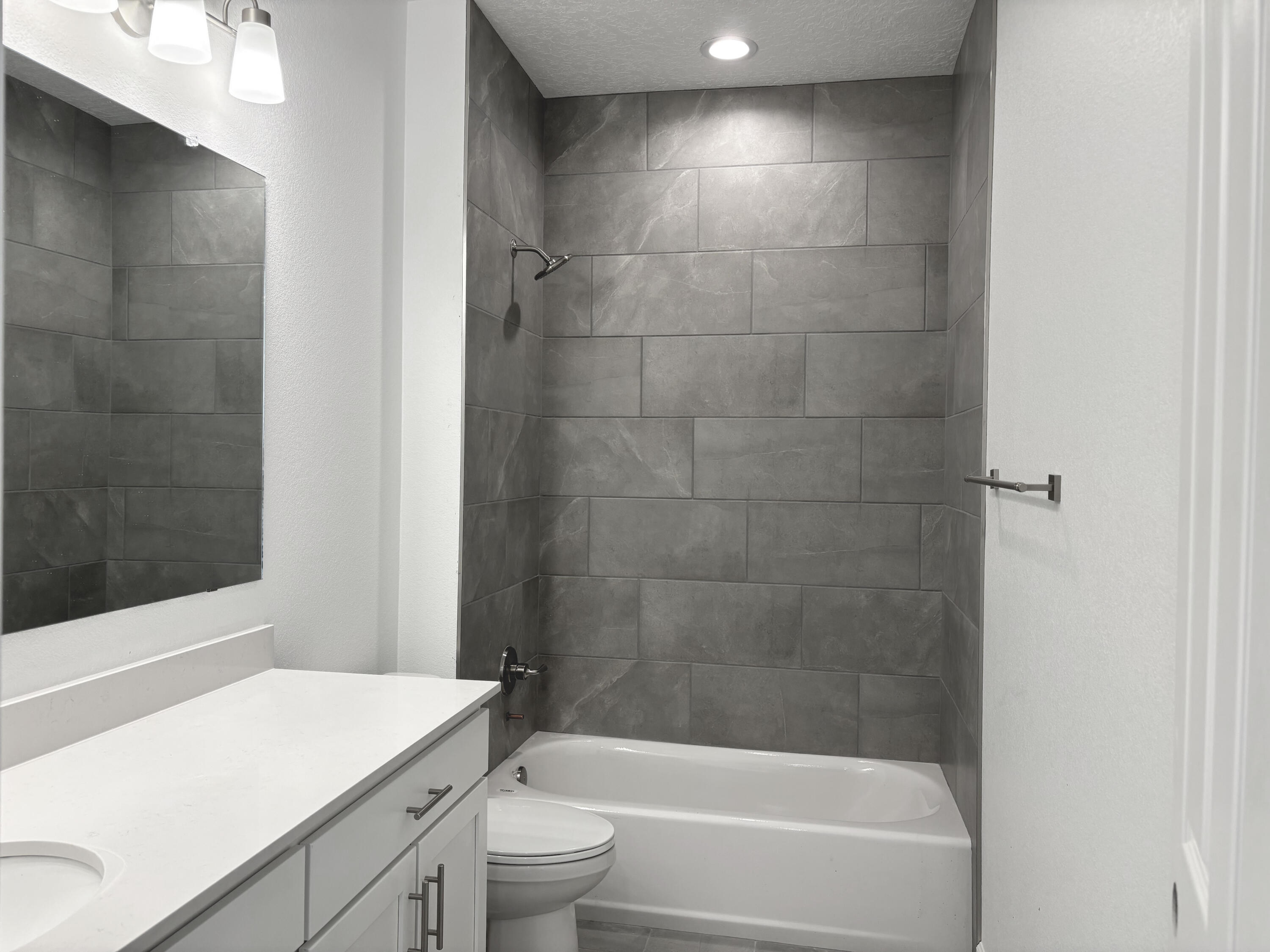 3344 Wolf Tail Loop, Rio Rancho, New Mexico image 2