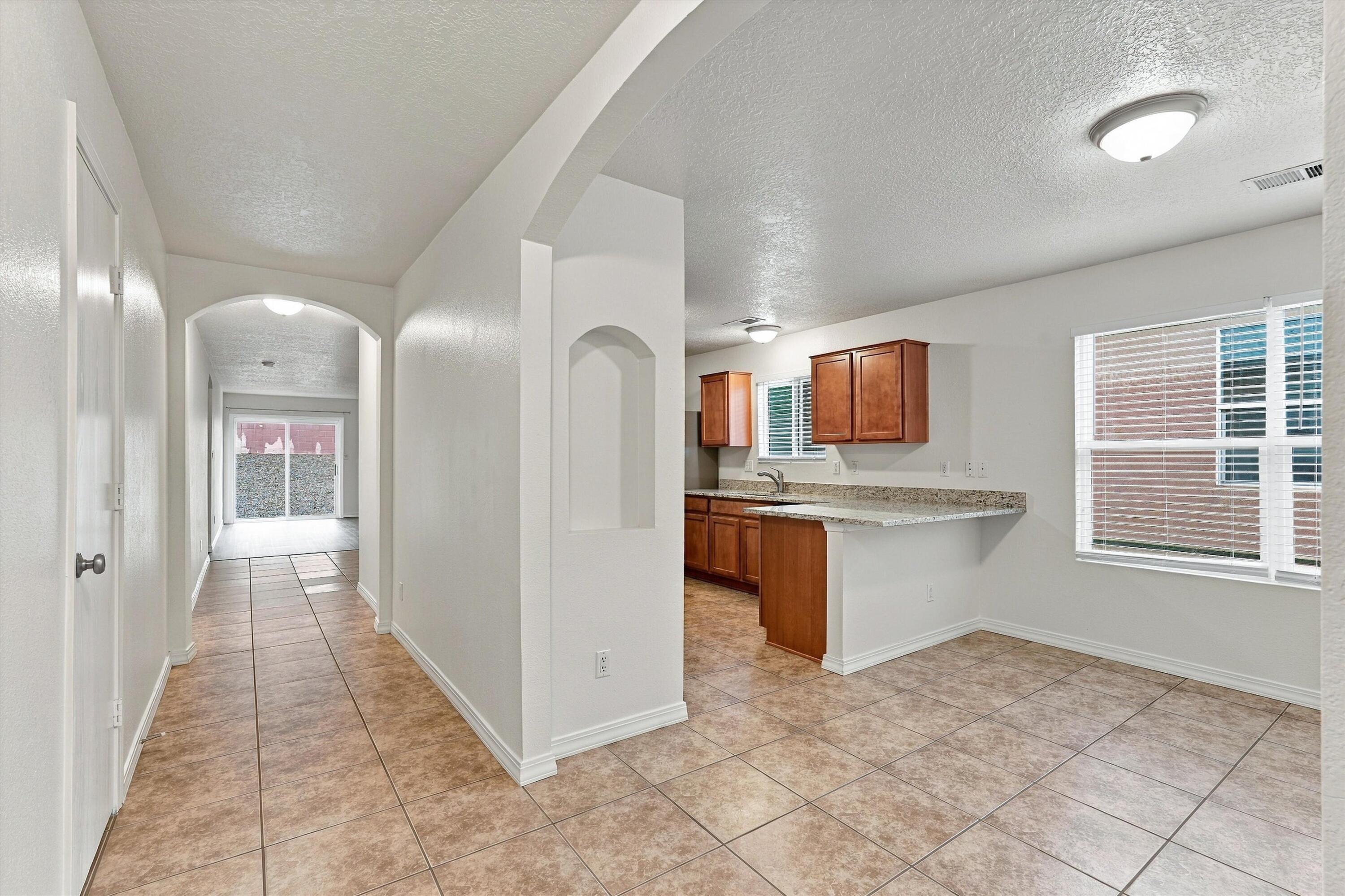 1740 Sierra Norte Loop NE