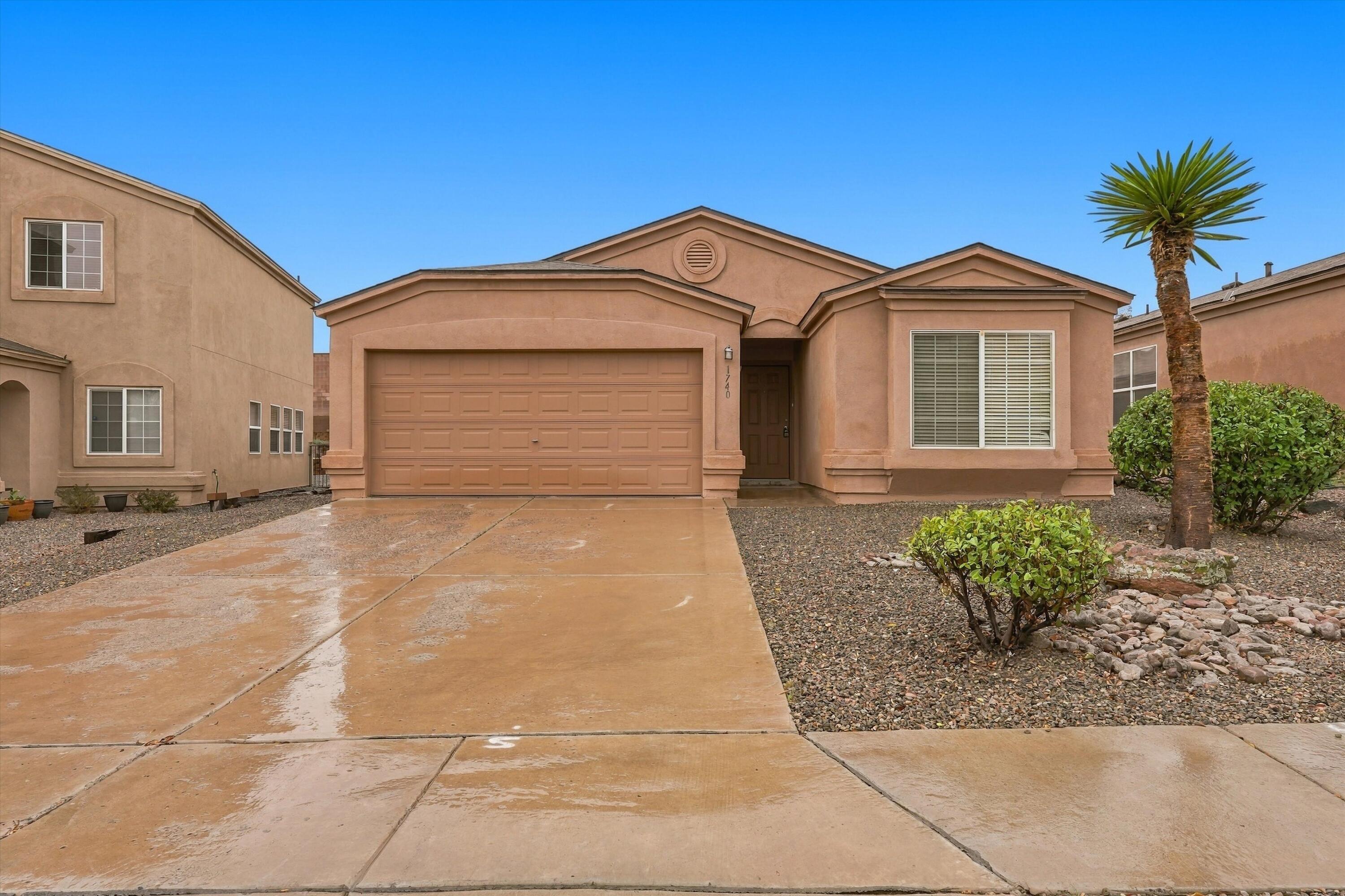 1740 Sierra Norte Loop NE