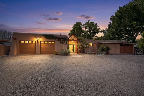 Photo of 10001 4th Street NW, Albuquerque, NM 87114 (MLS # 1103331)