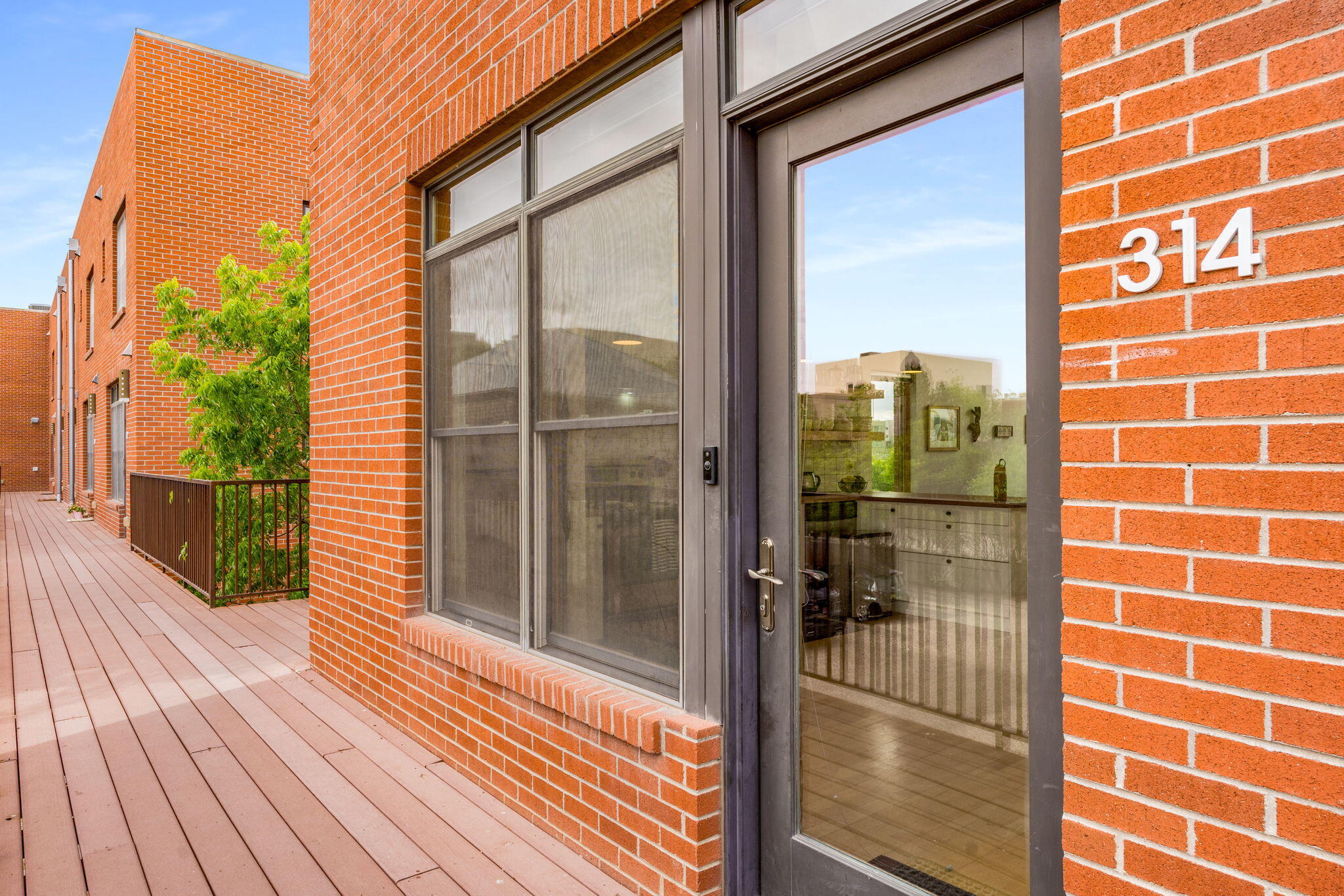 314 Broadway Boulevard NE