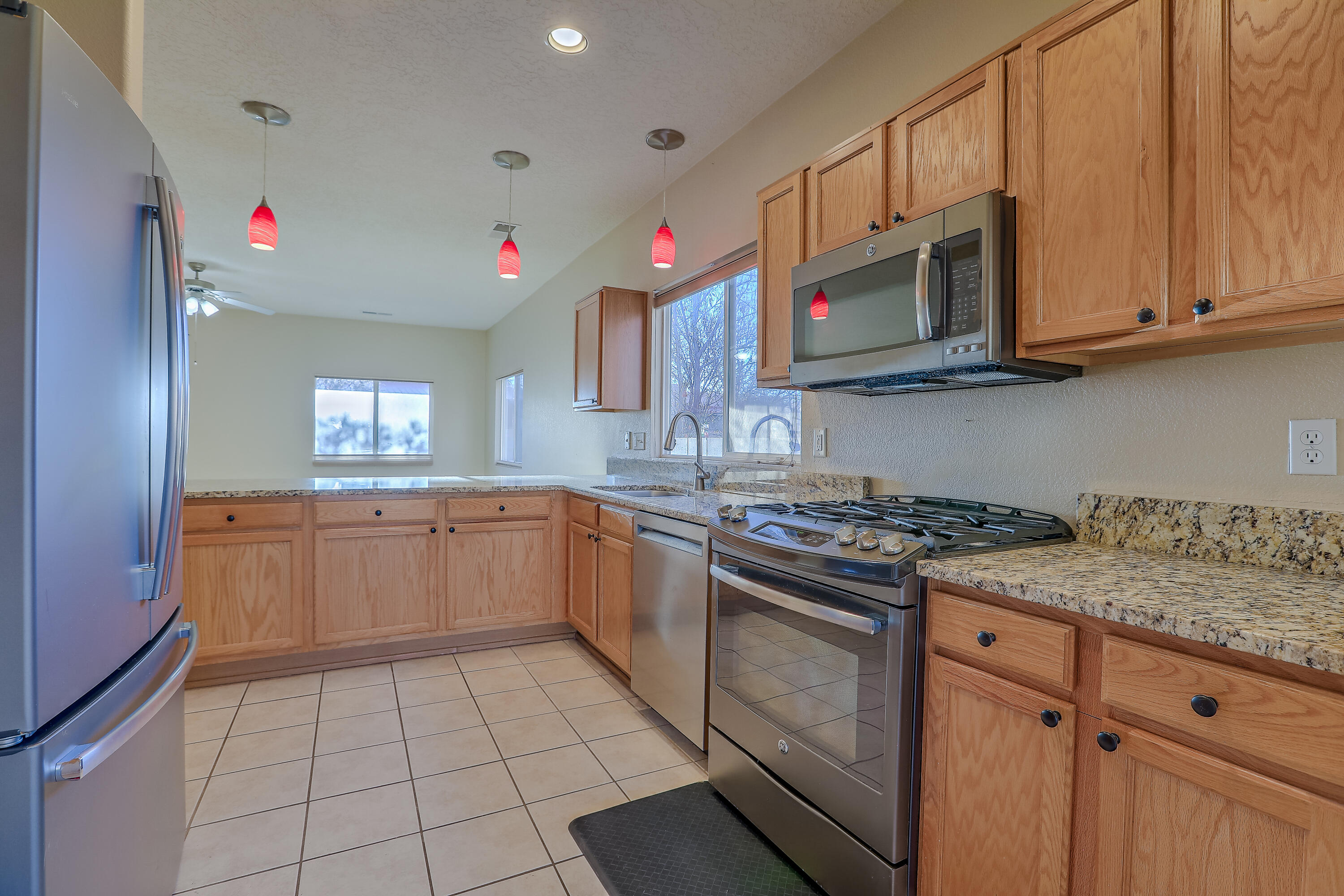 7643 Calle Comodo NE