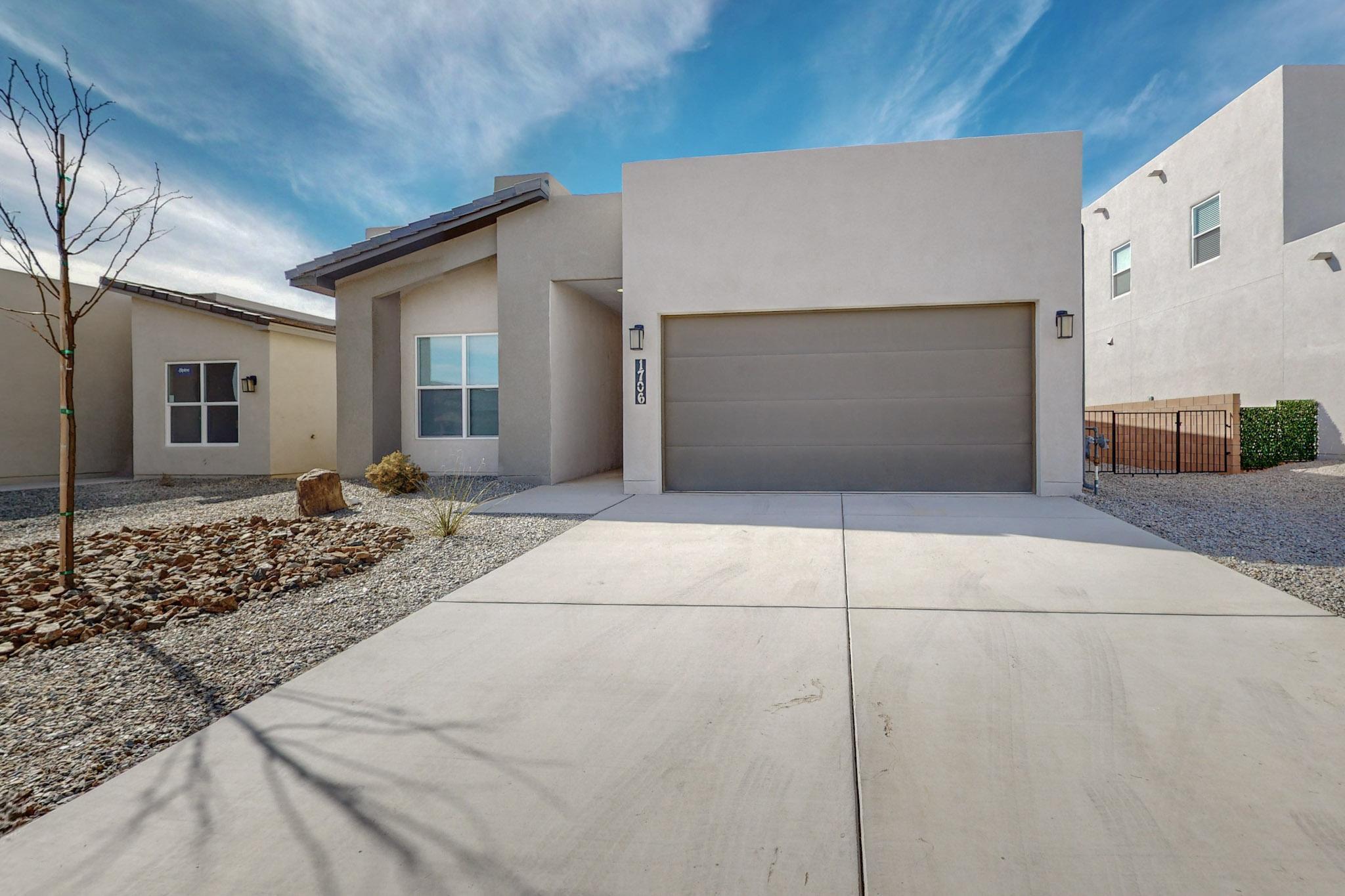 1706 Tesoro Loop, Los Lunas, New Mexico image 1