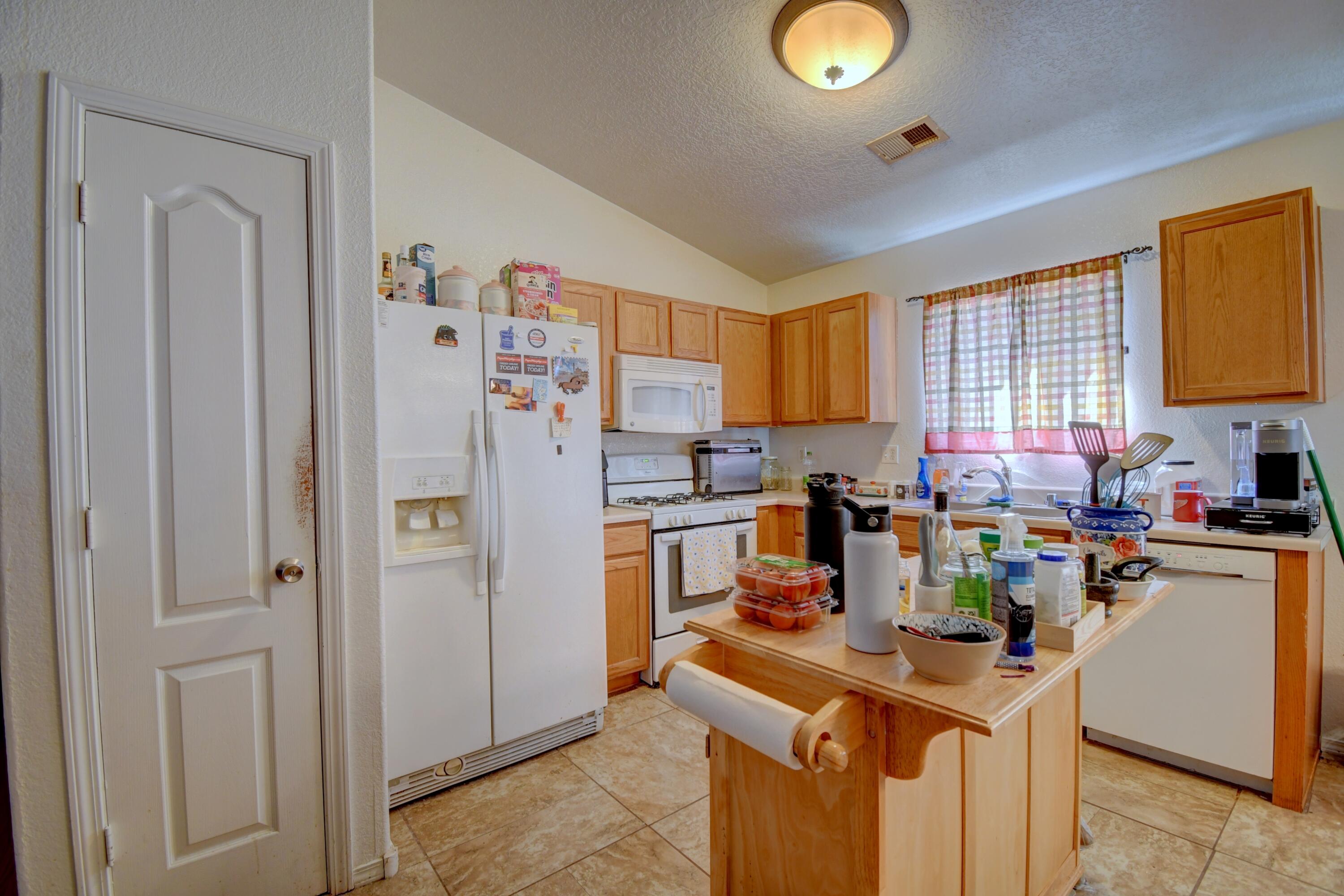 101 Avenida Jardin, Los Lunas, New Mexico image 5